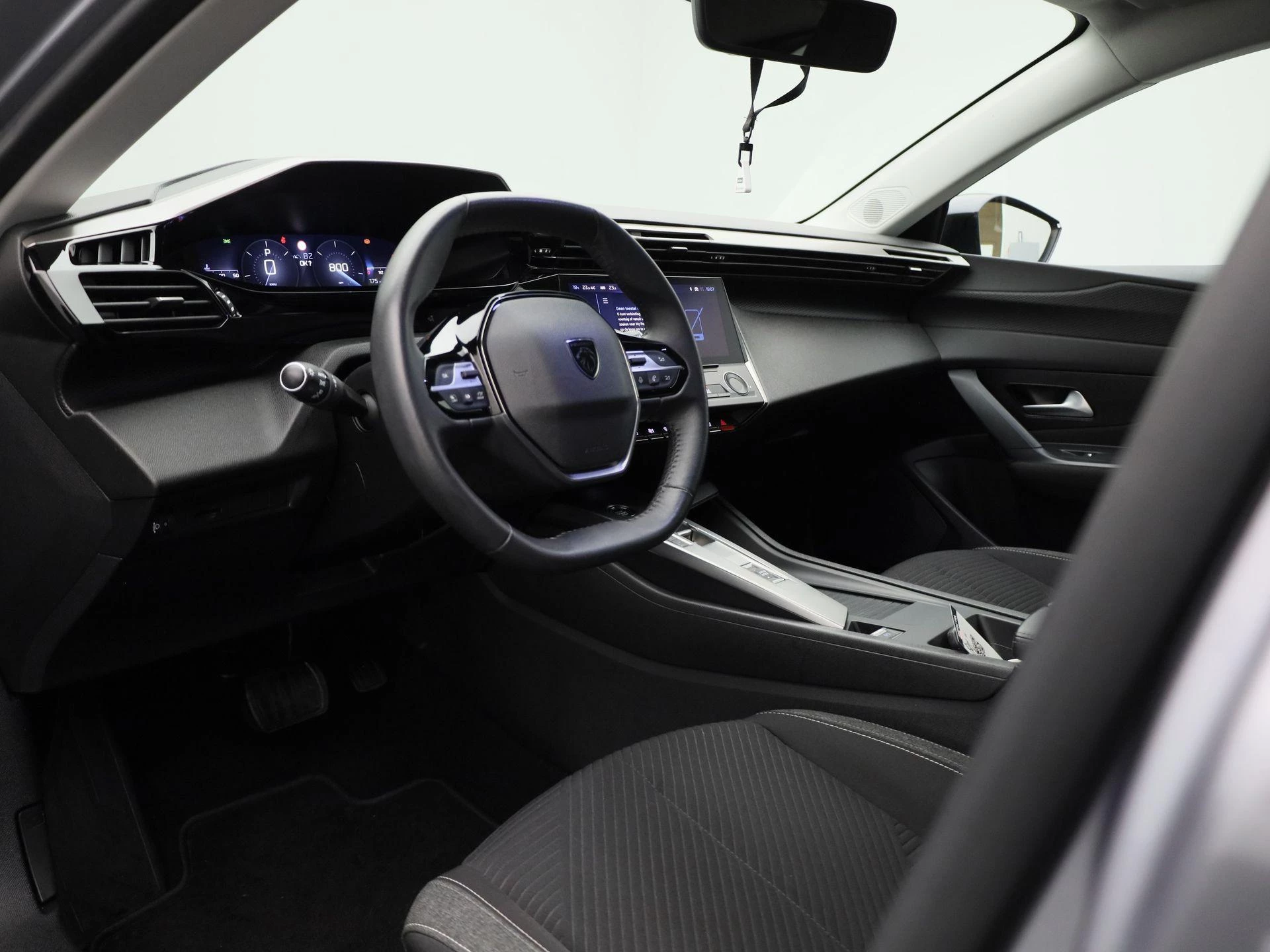 Peugeot-308-image-30