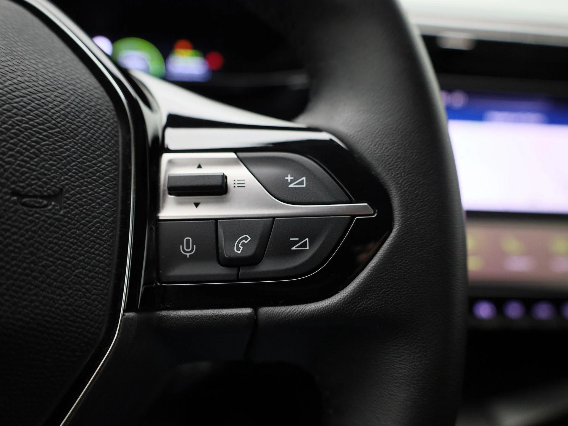 Peugeot-308-image-16