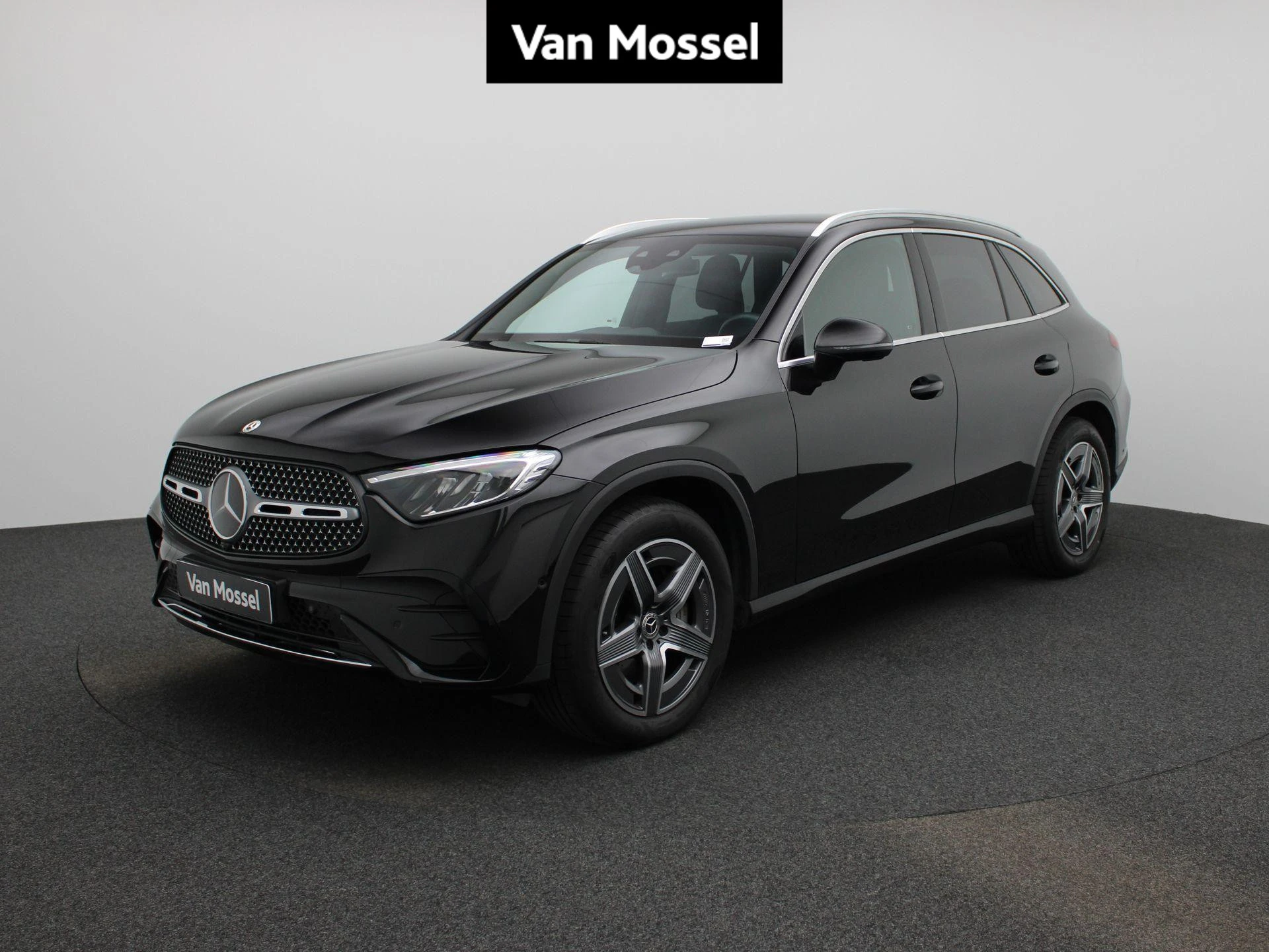 Mercedes-Benz-GLC-image-0