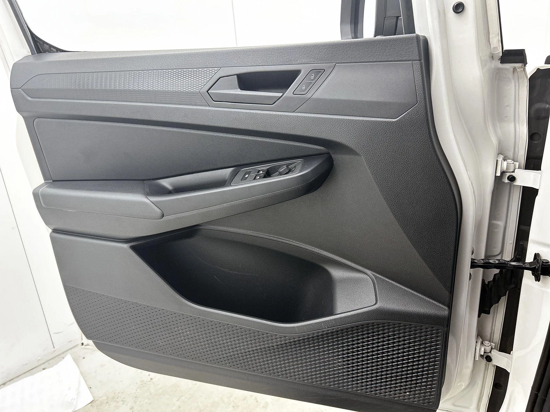 Volkswagen-Caddy-image-28