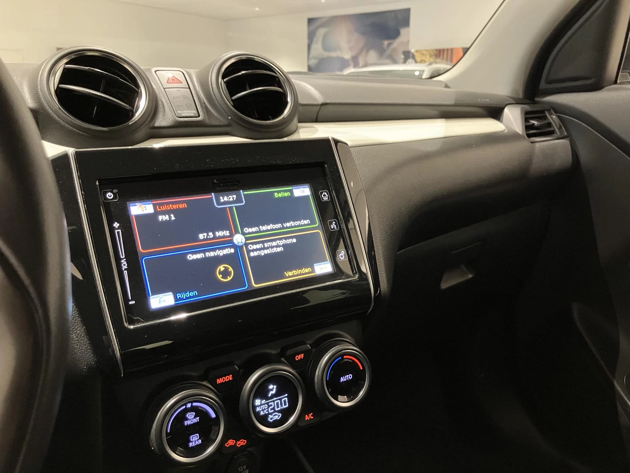 Suzuki-Swift-image-32