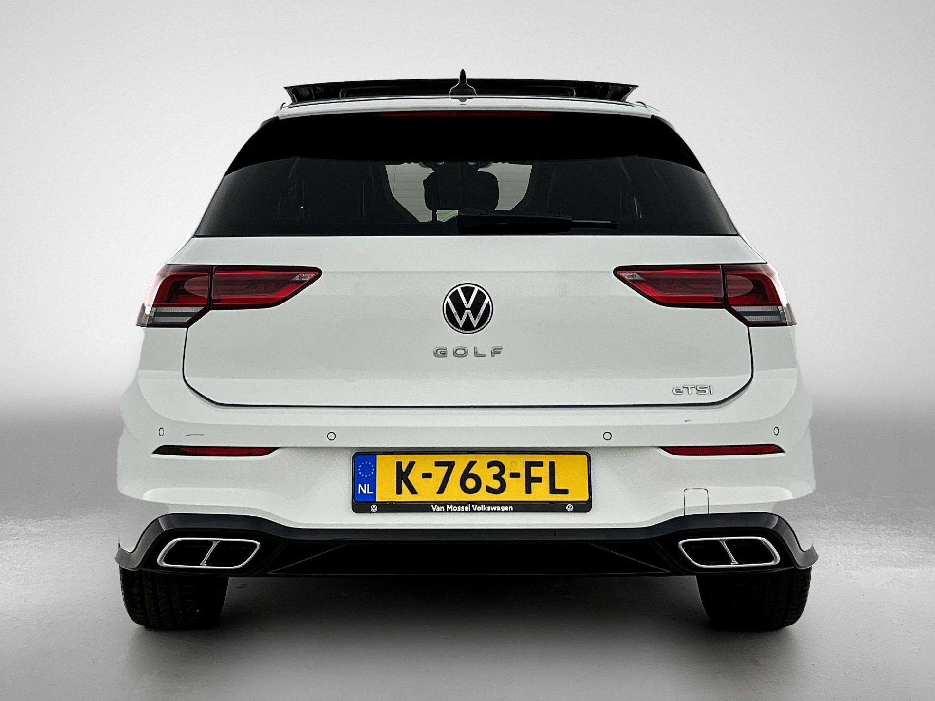 Volkswagen Golf 1.5 eTSI R-Line