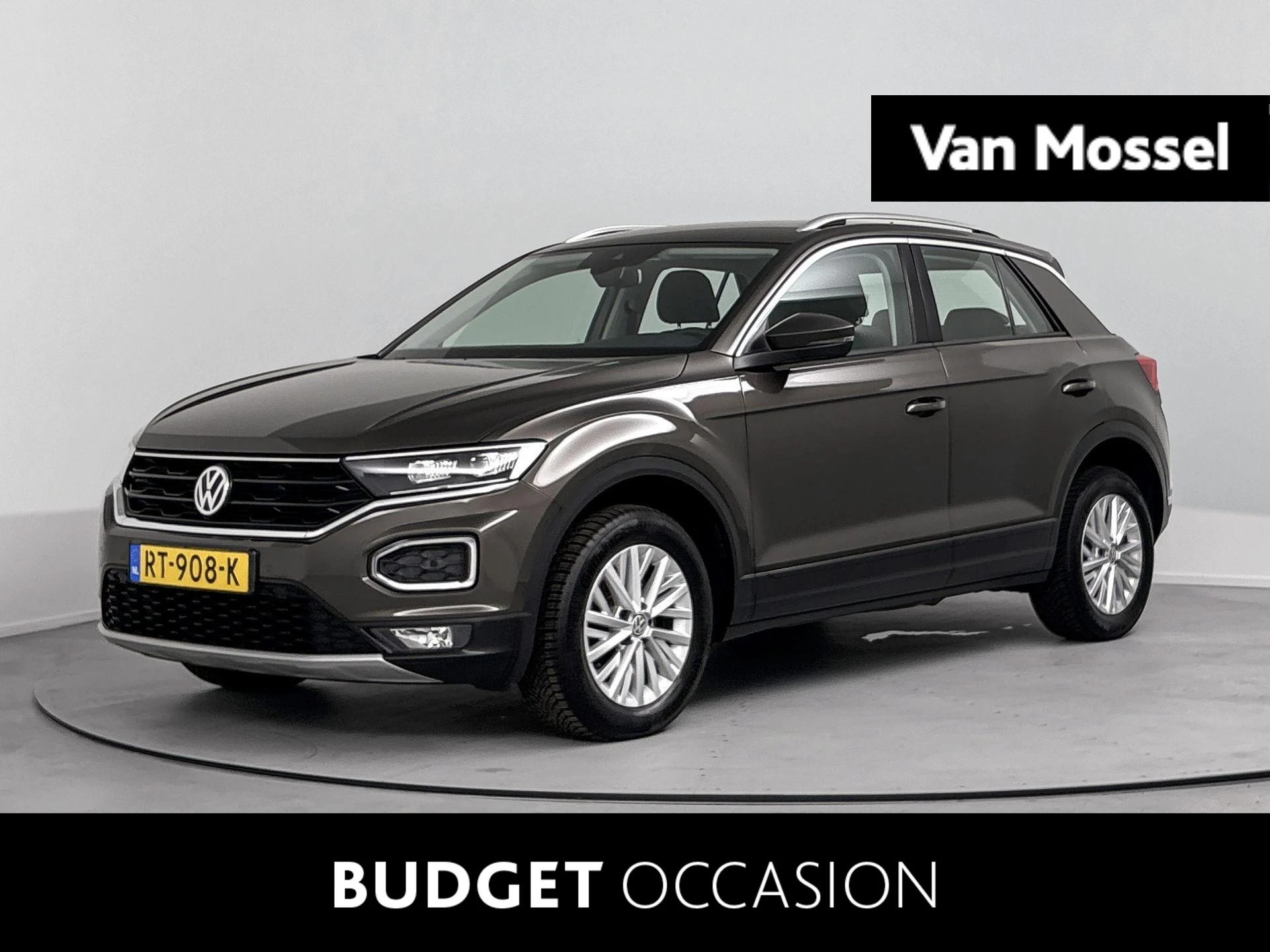 Volkswagen-T-Roc-image-0
