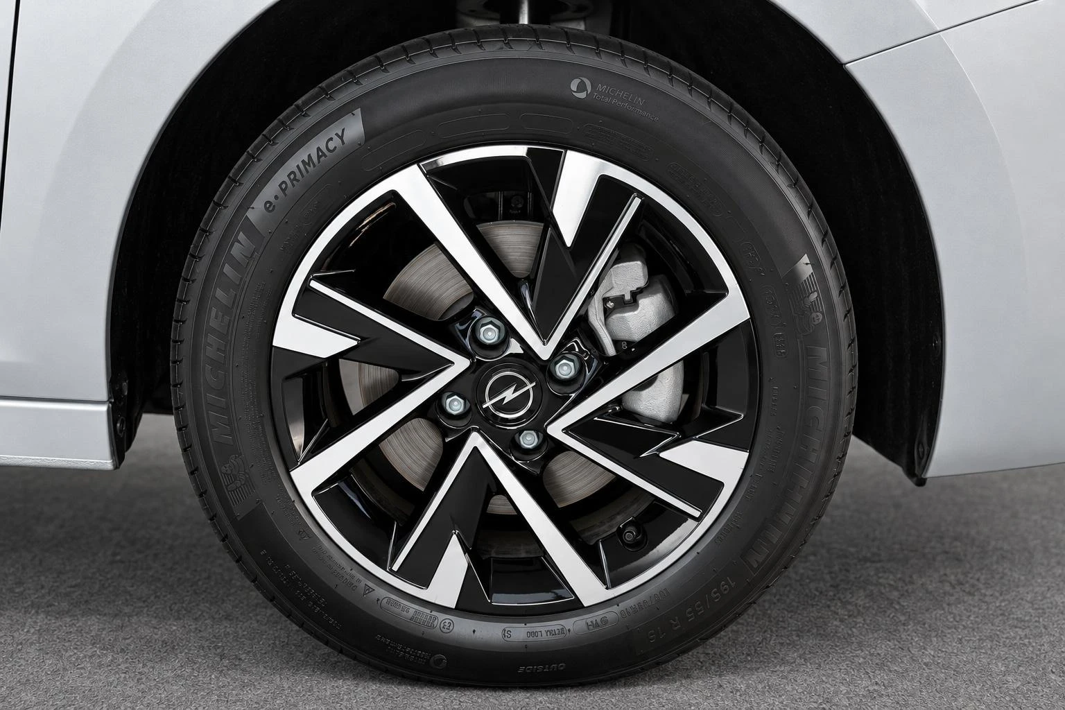 Opel-Corsa-image-13