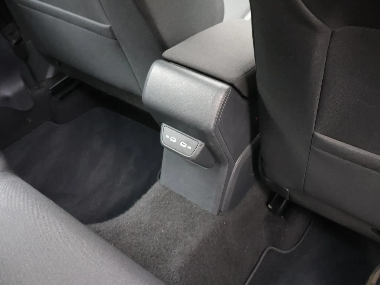 Volkswagen-Taigo-image-8