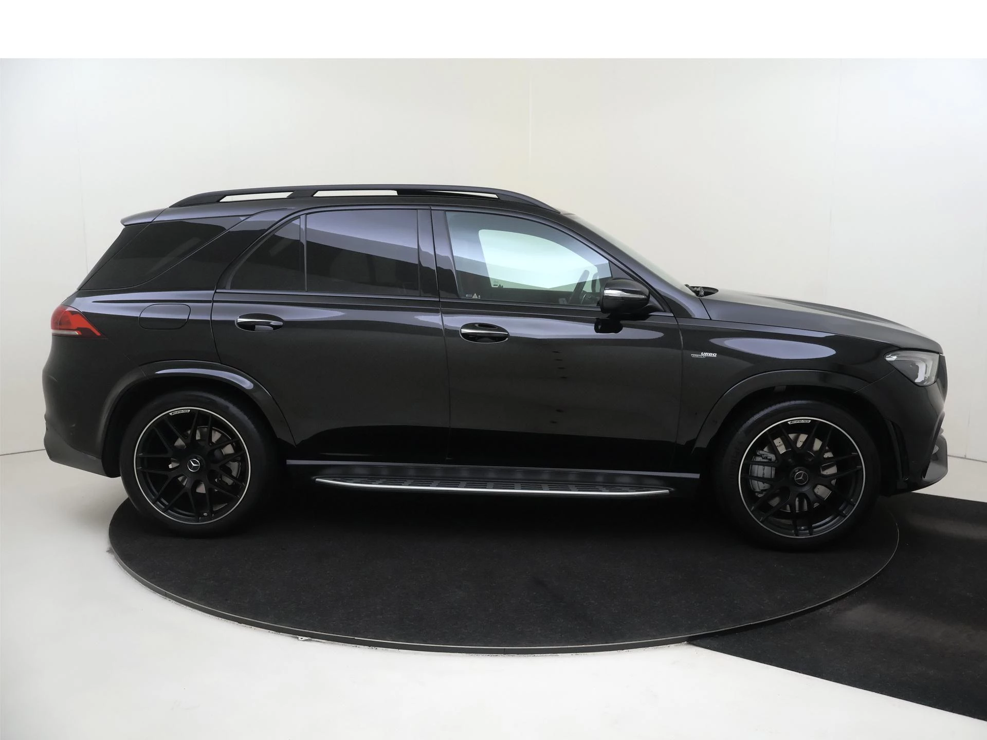 Mercedes-Benz-GLE-image-8