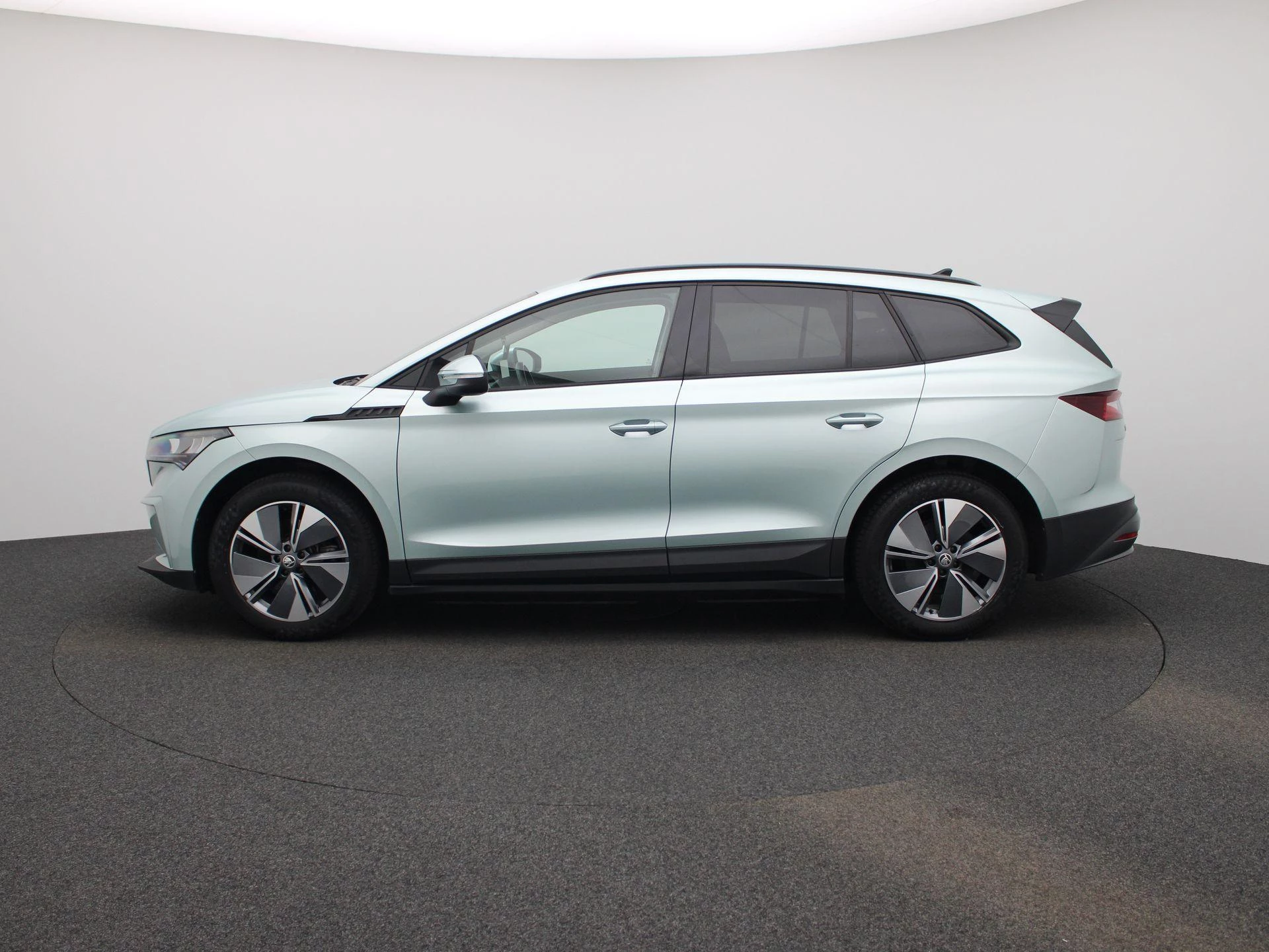 Škoda-Enyaq iV-image-3