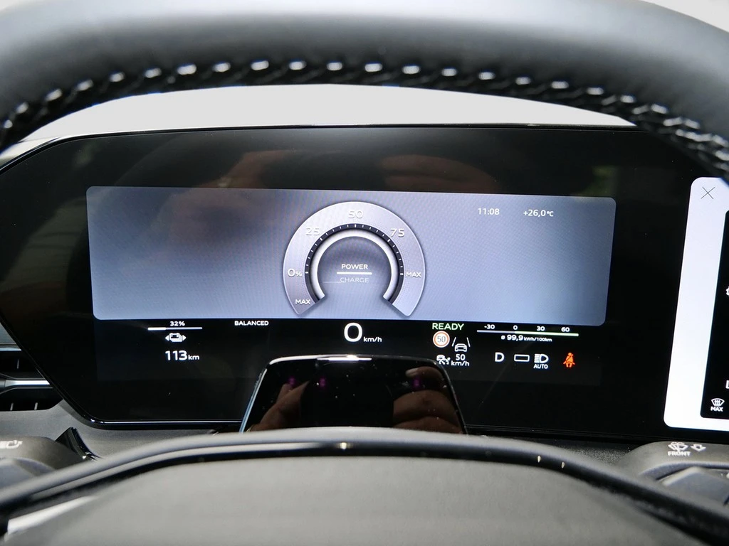 Audi-Q6 e-tron-image-13