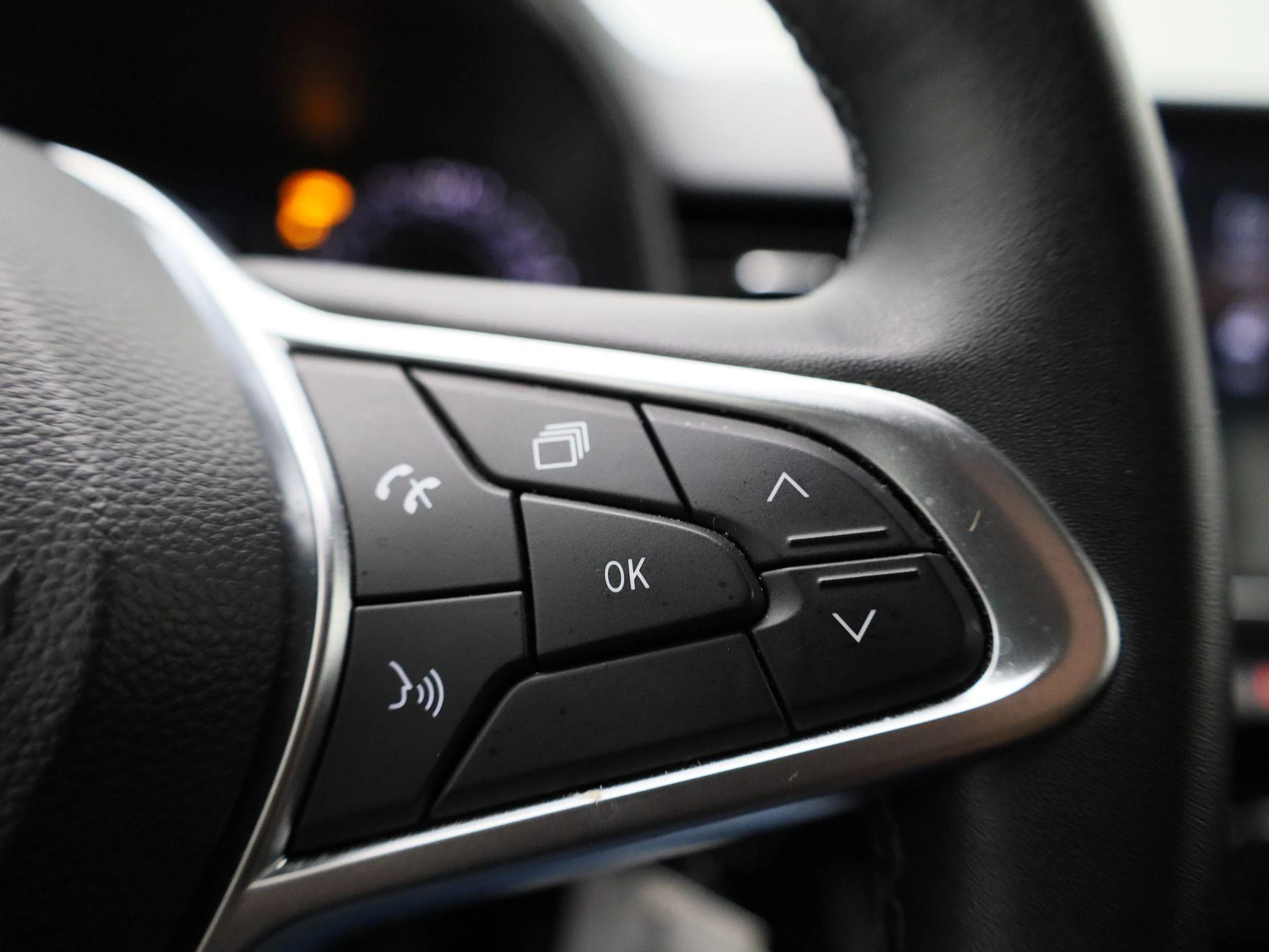 Renault-Clio-image-14