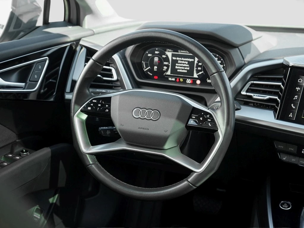 Audi Q4 e-tron 35 Navi ACC Panorama Kamera ACC PDC+