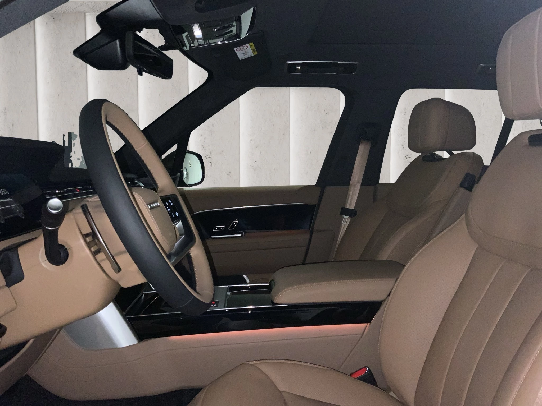 Land Rover-Range Rover-image-9