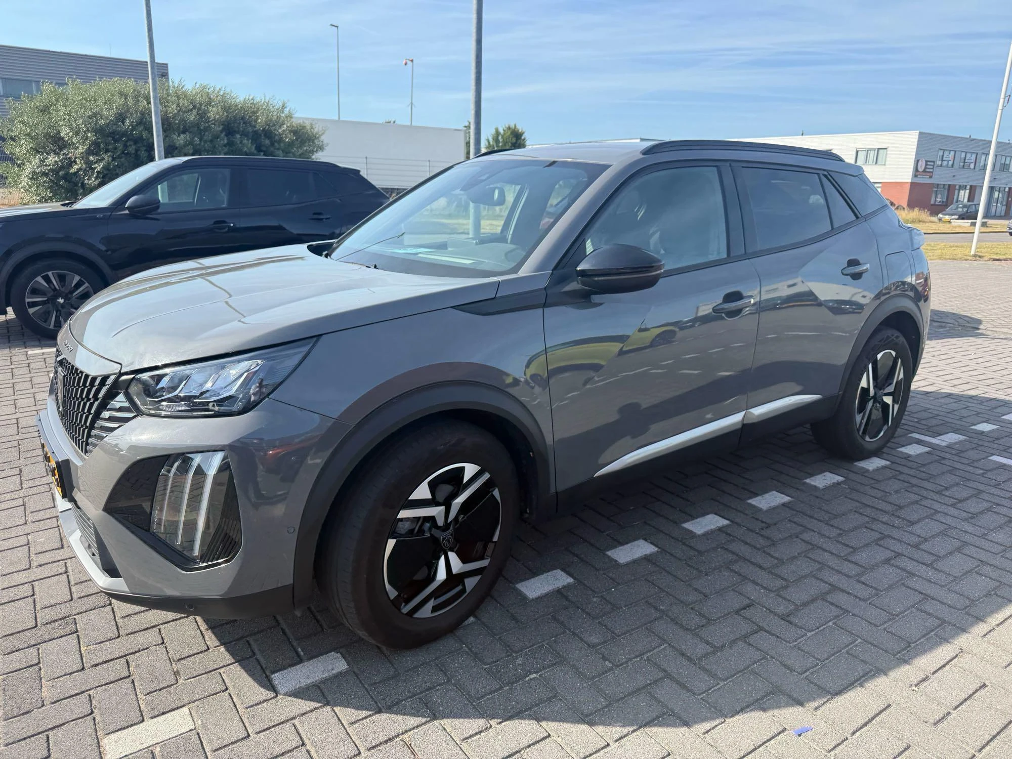 Peugeot-2008-image-3