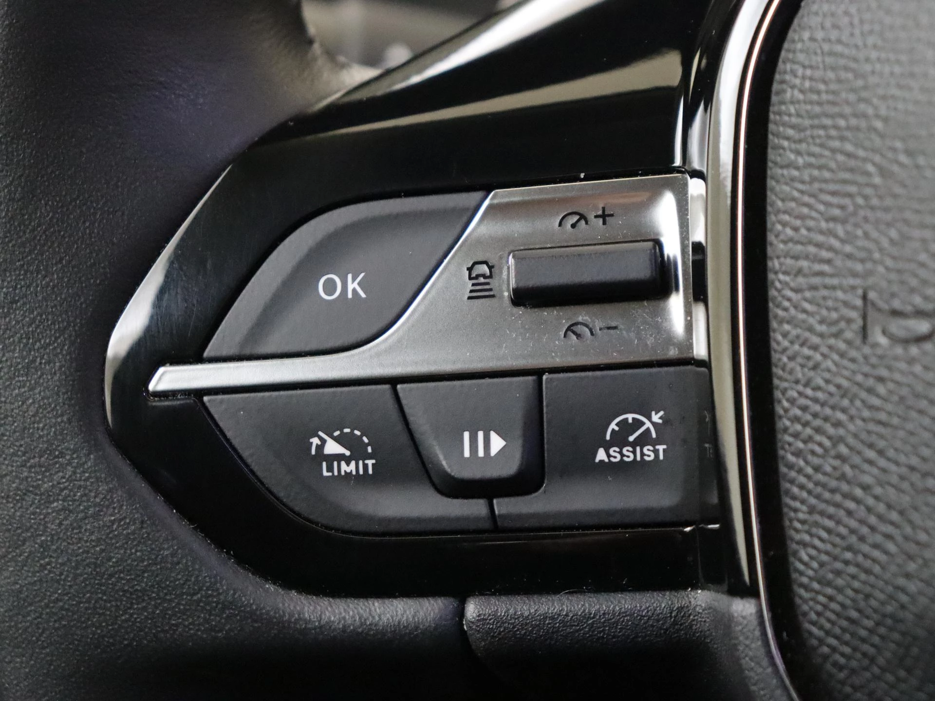 Peugeot-308-image-15