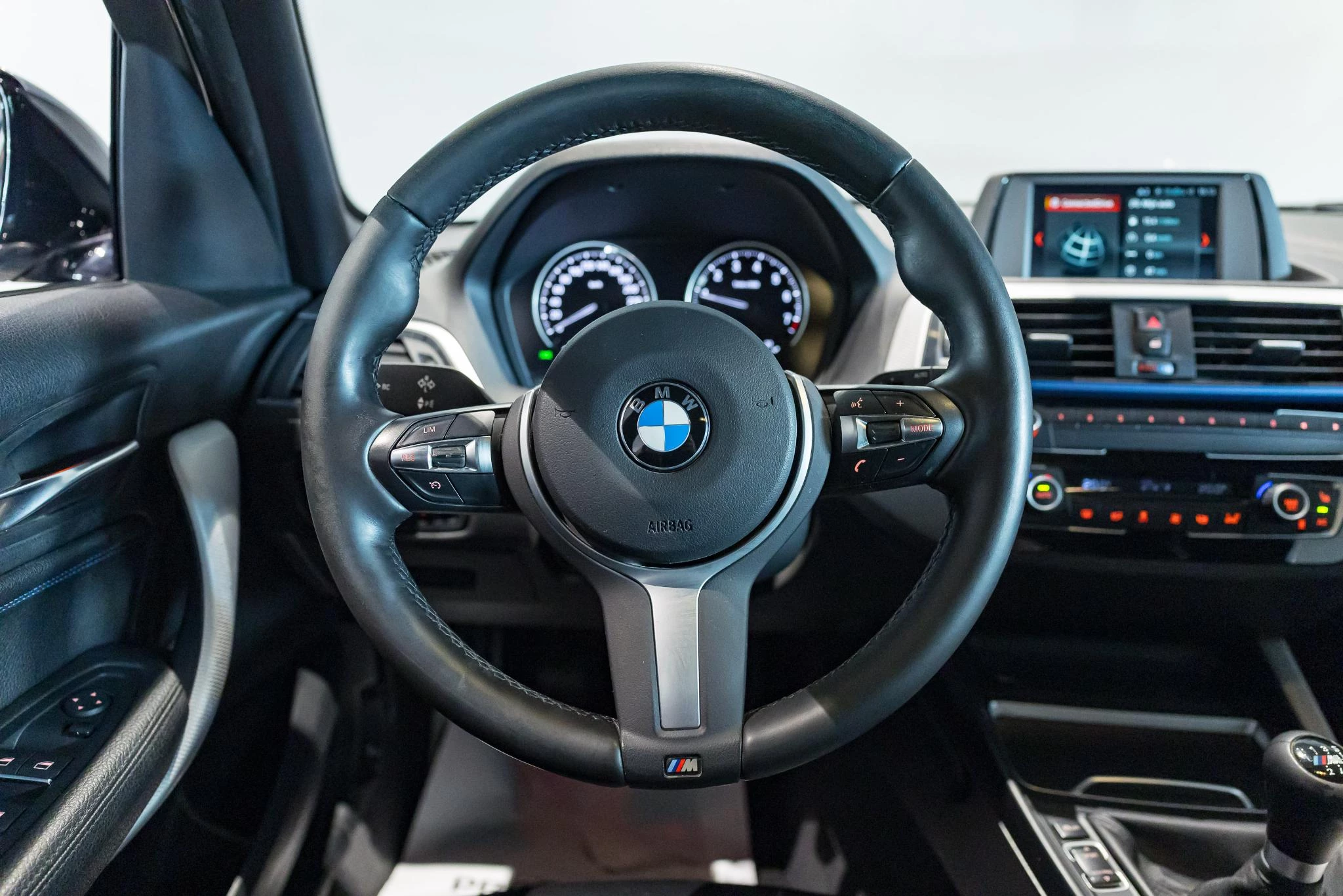 BMW Série 1 Hatch 116i M-Pakket | Leer | Zetelverw. | LED | Shadow