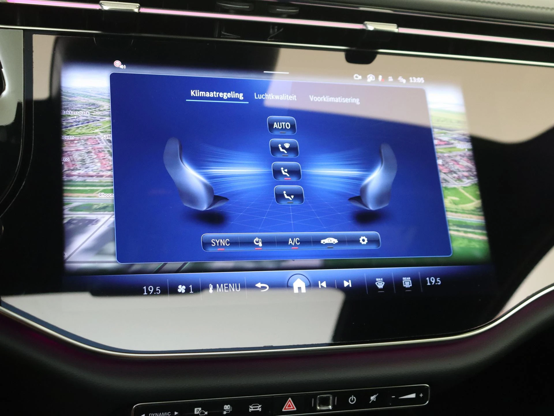 Mercedes-Benz-E-Klasse-image-18