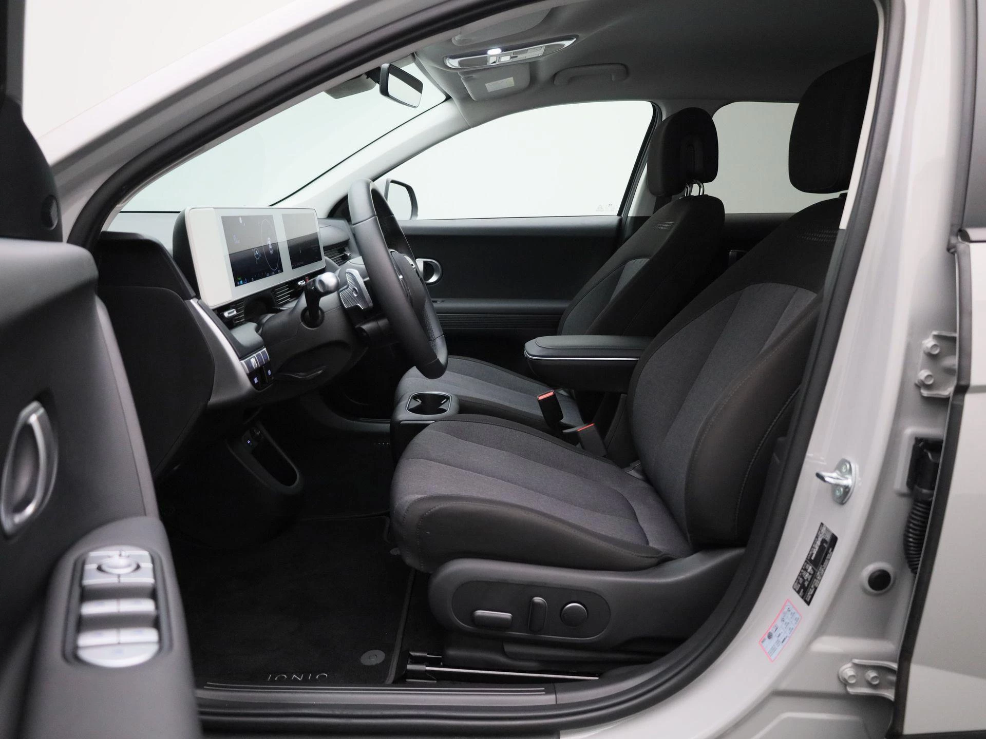 Hyundai-IONIQ 5-image-10