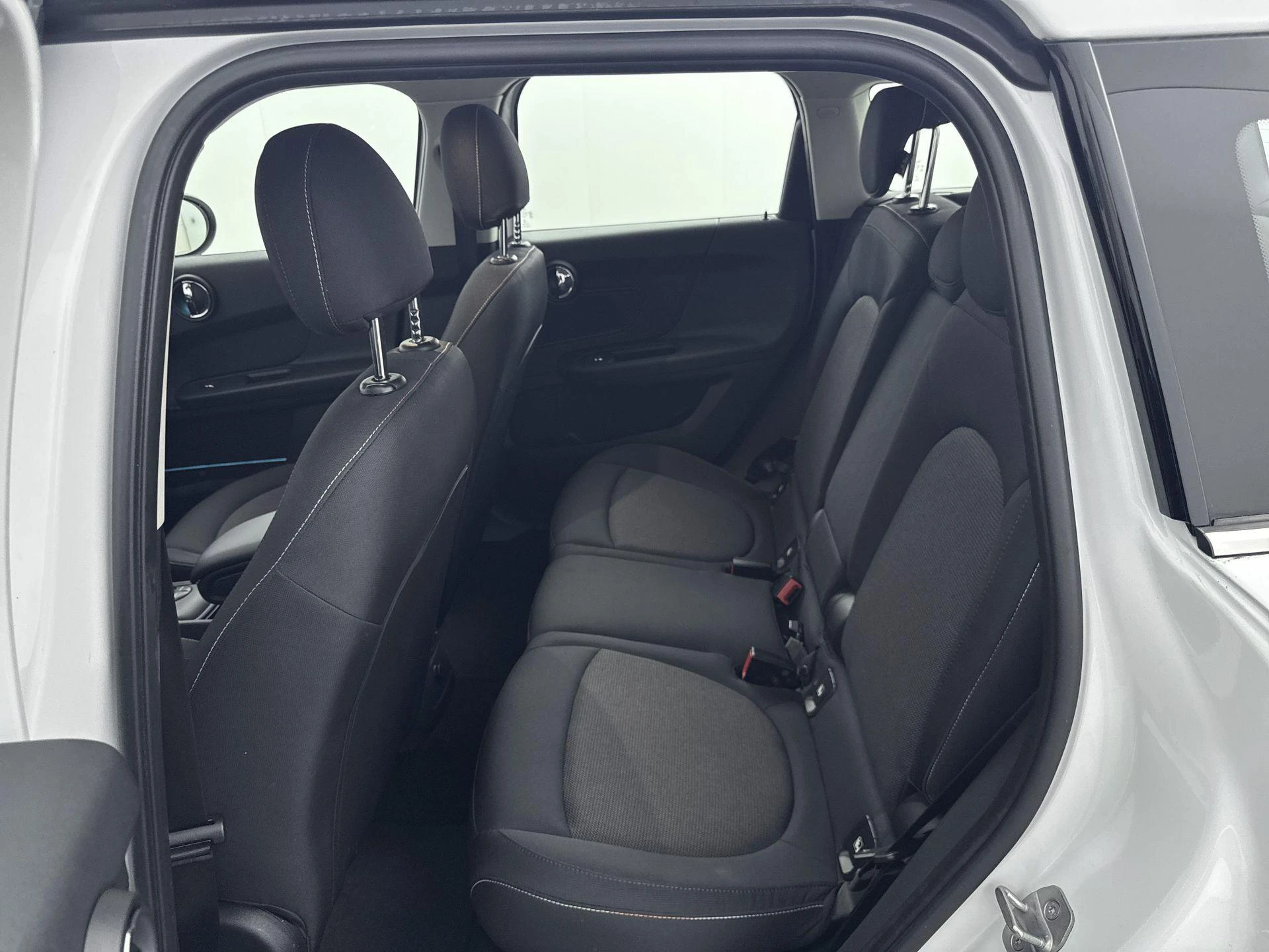 MINI-Countryman-image-23