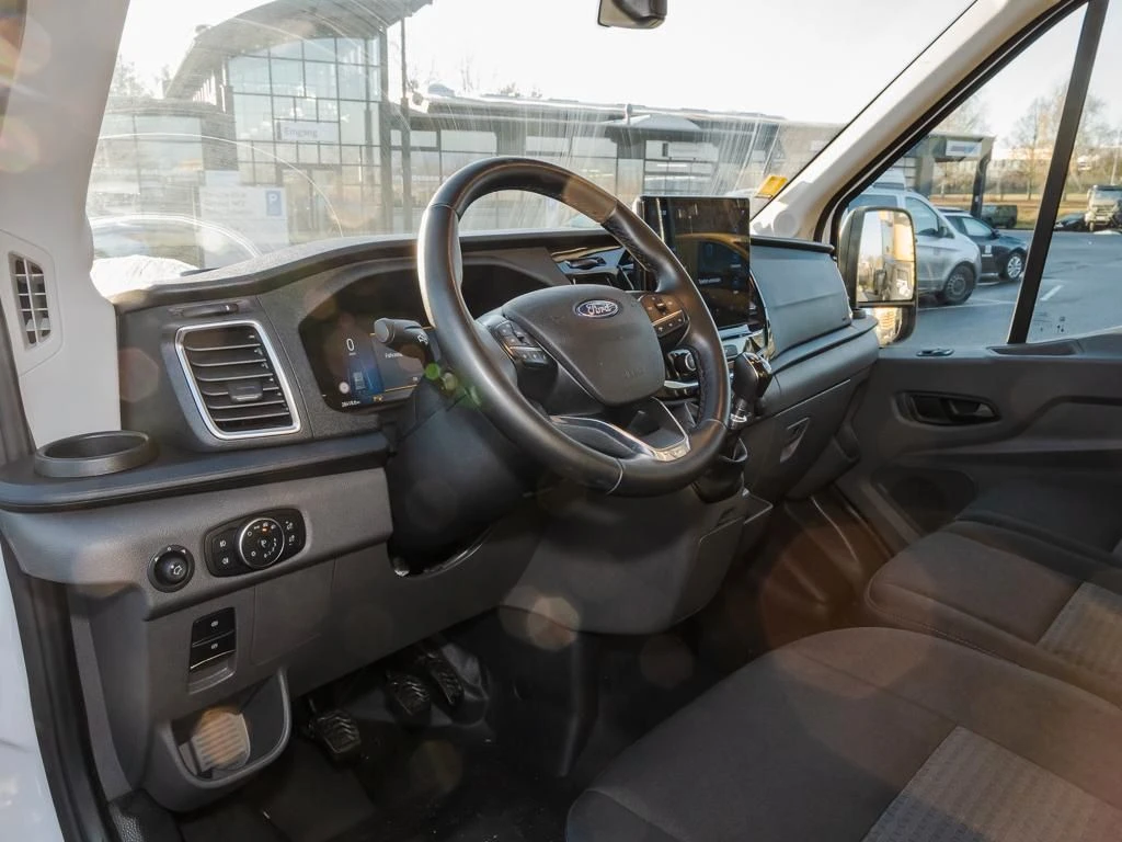 Ford-Transit-image-7