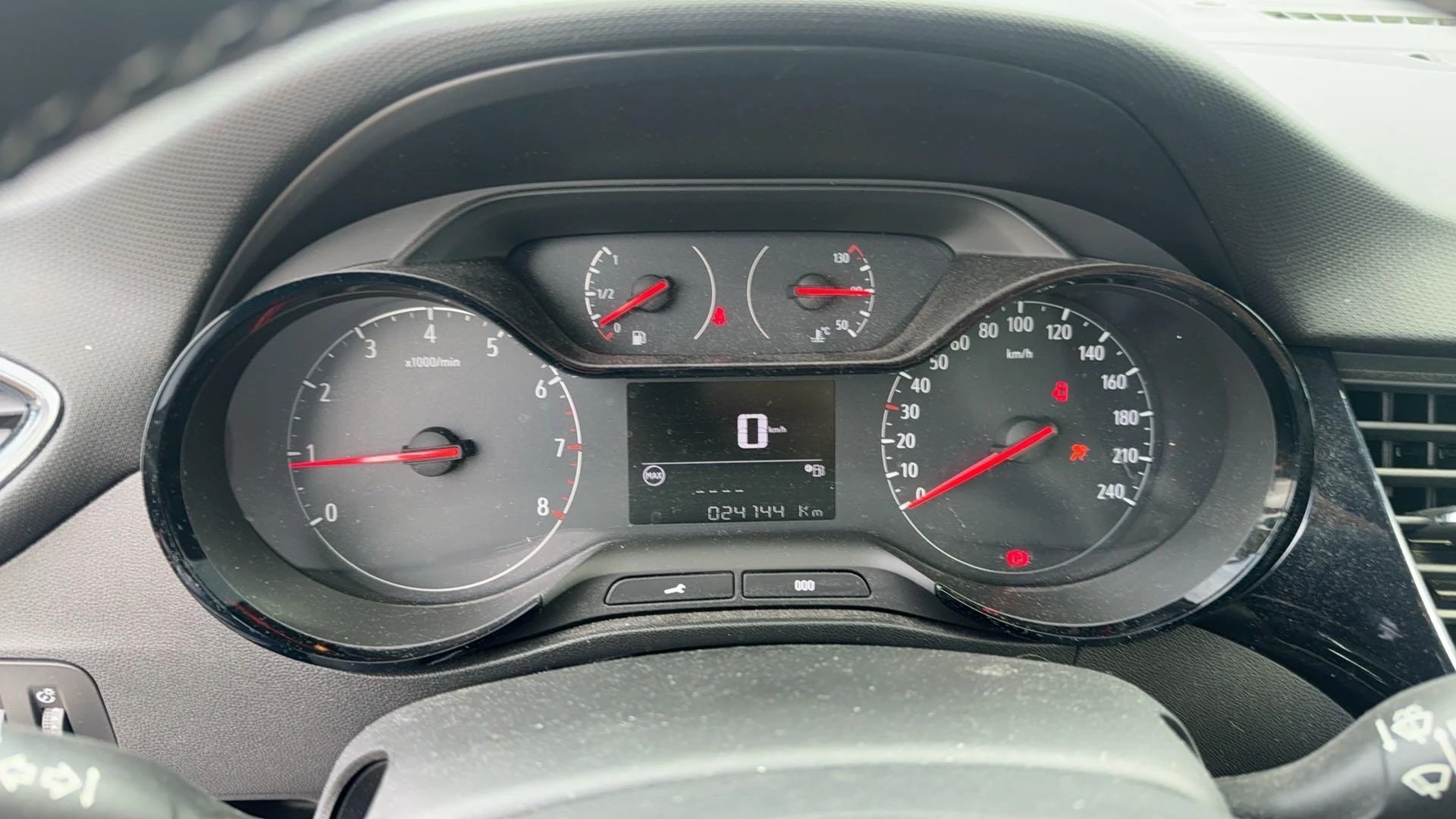 Opel-Crossland X-image-10