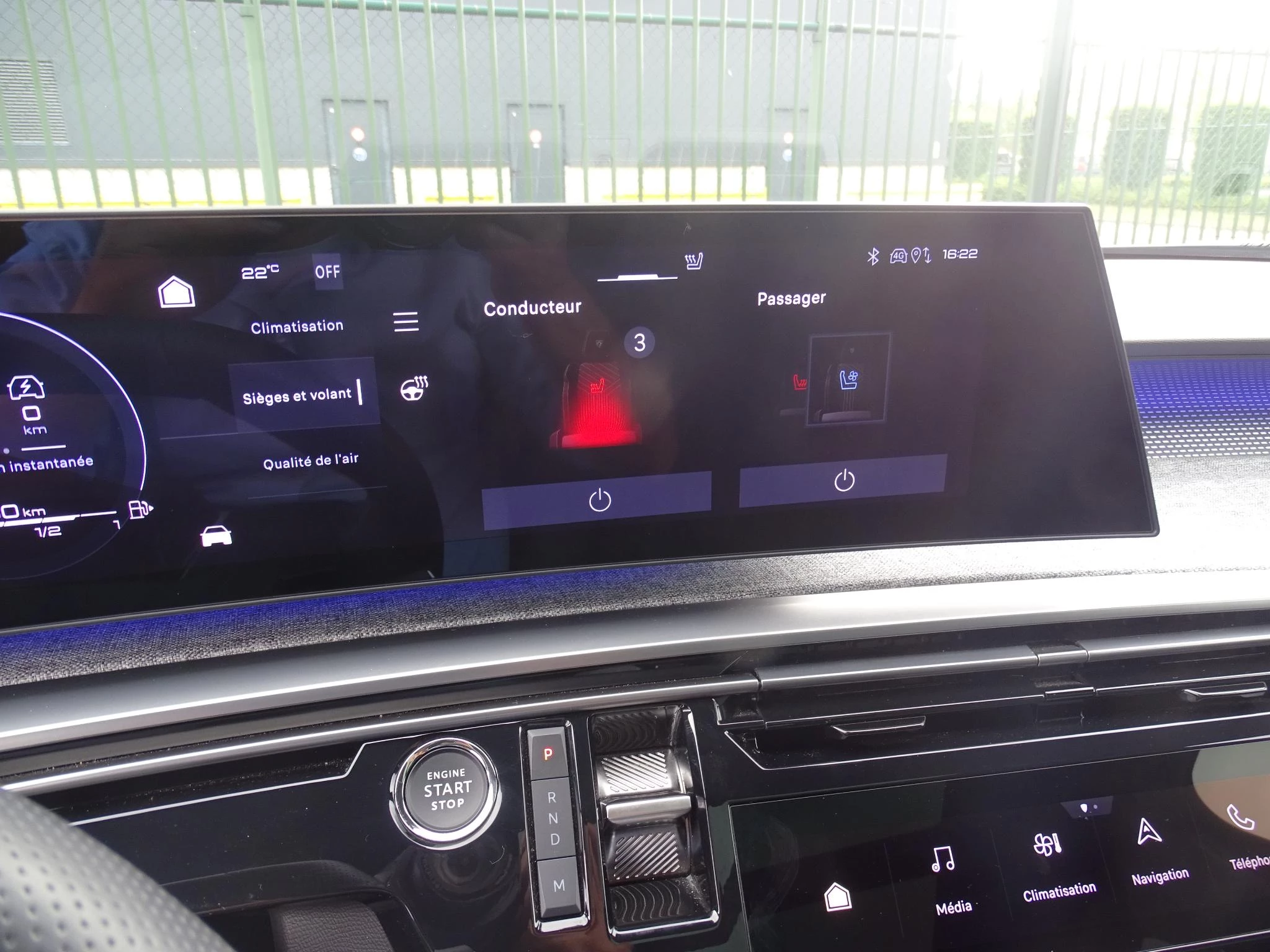 Peugeot 3008 1.2 HYBRID DSC6 GT+leder+pano dak+trekhaak