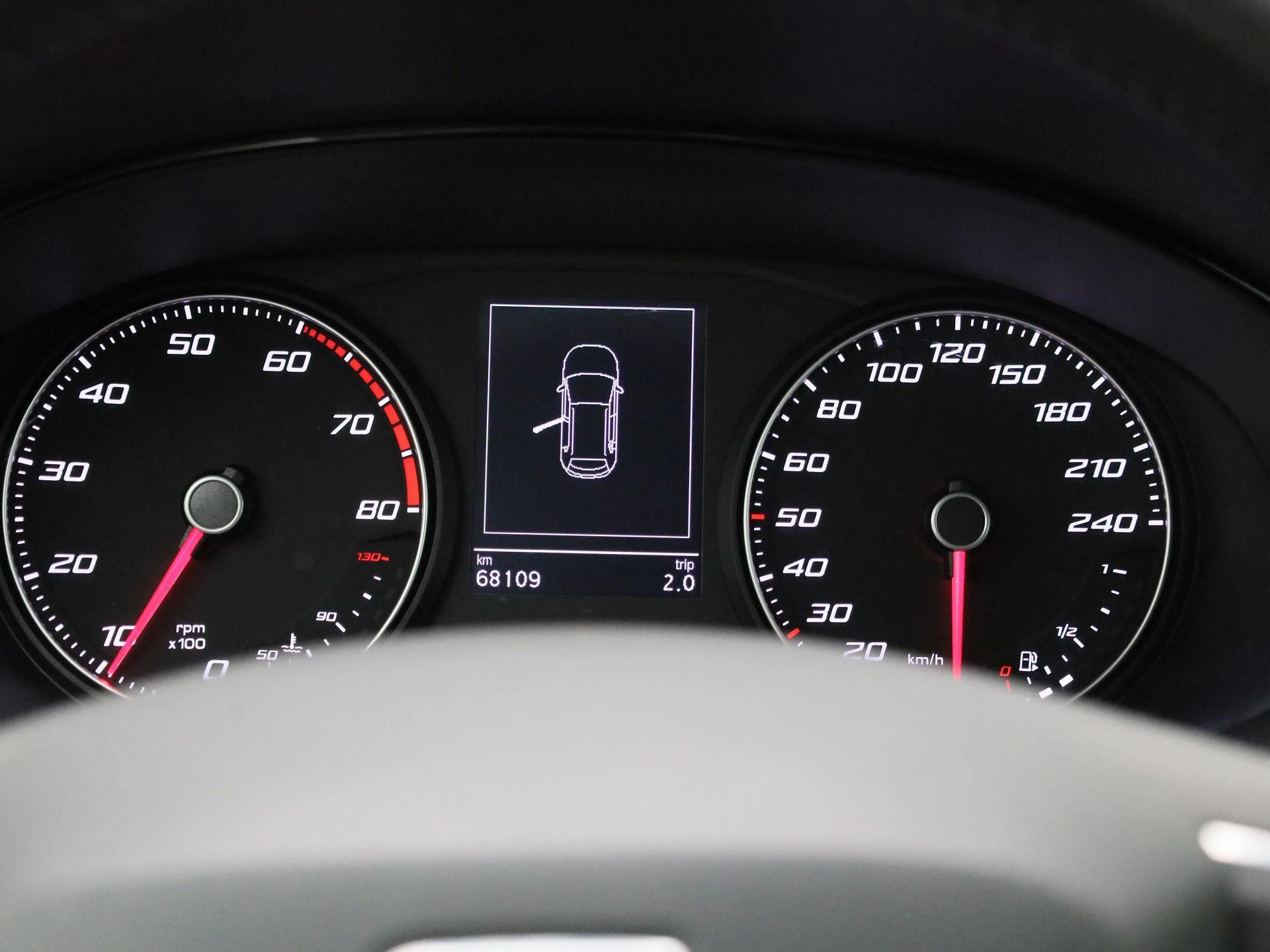 SEAT-Arona-image-7