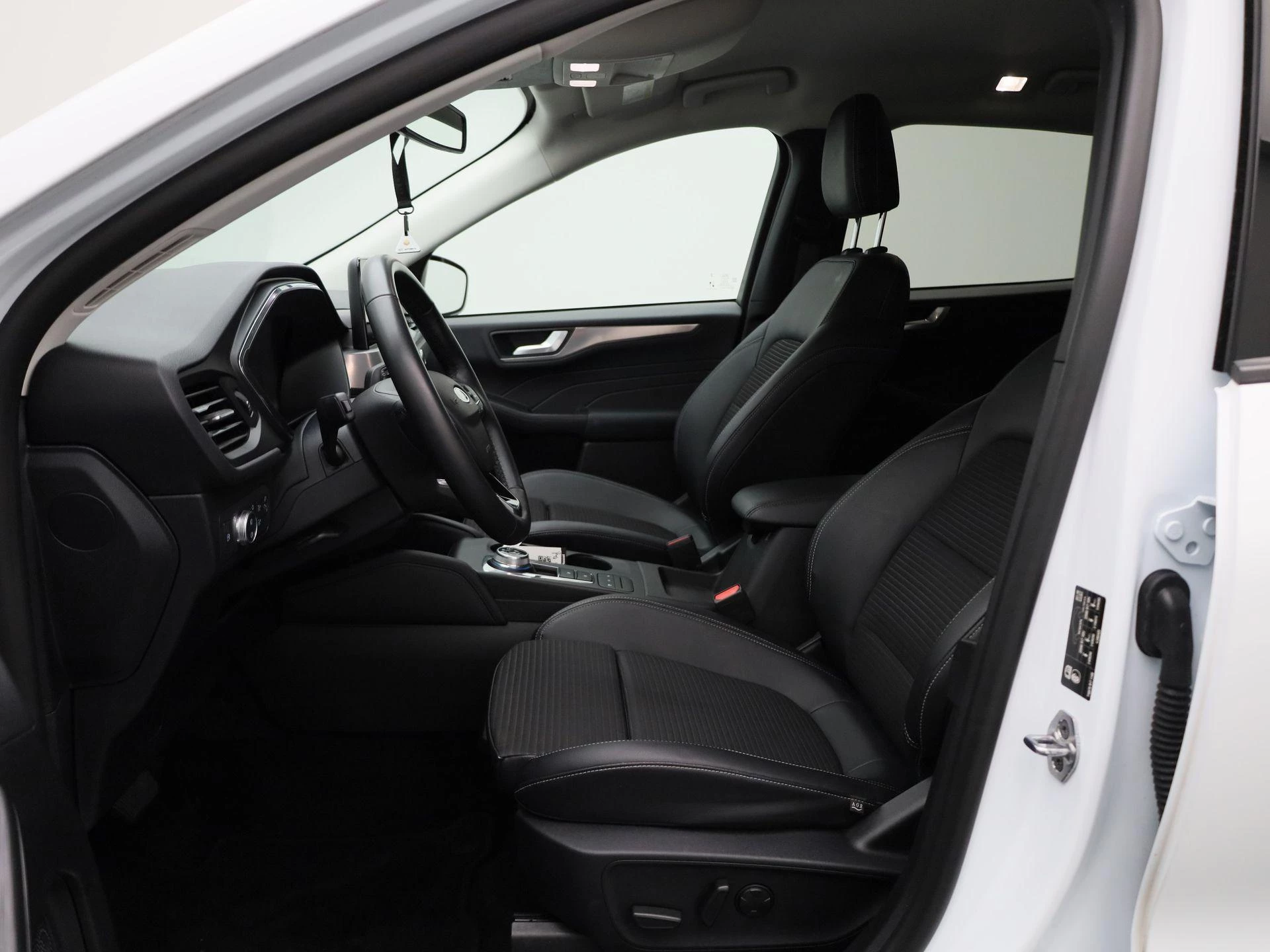 Ford-Kuga-image-9