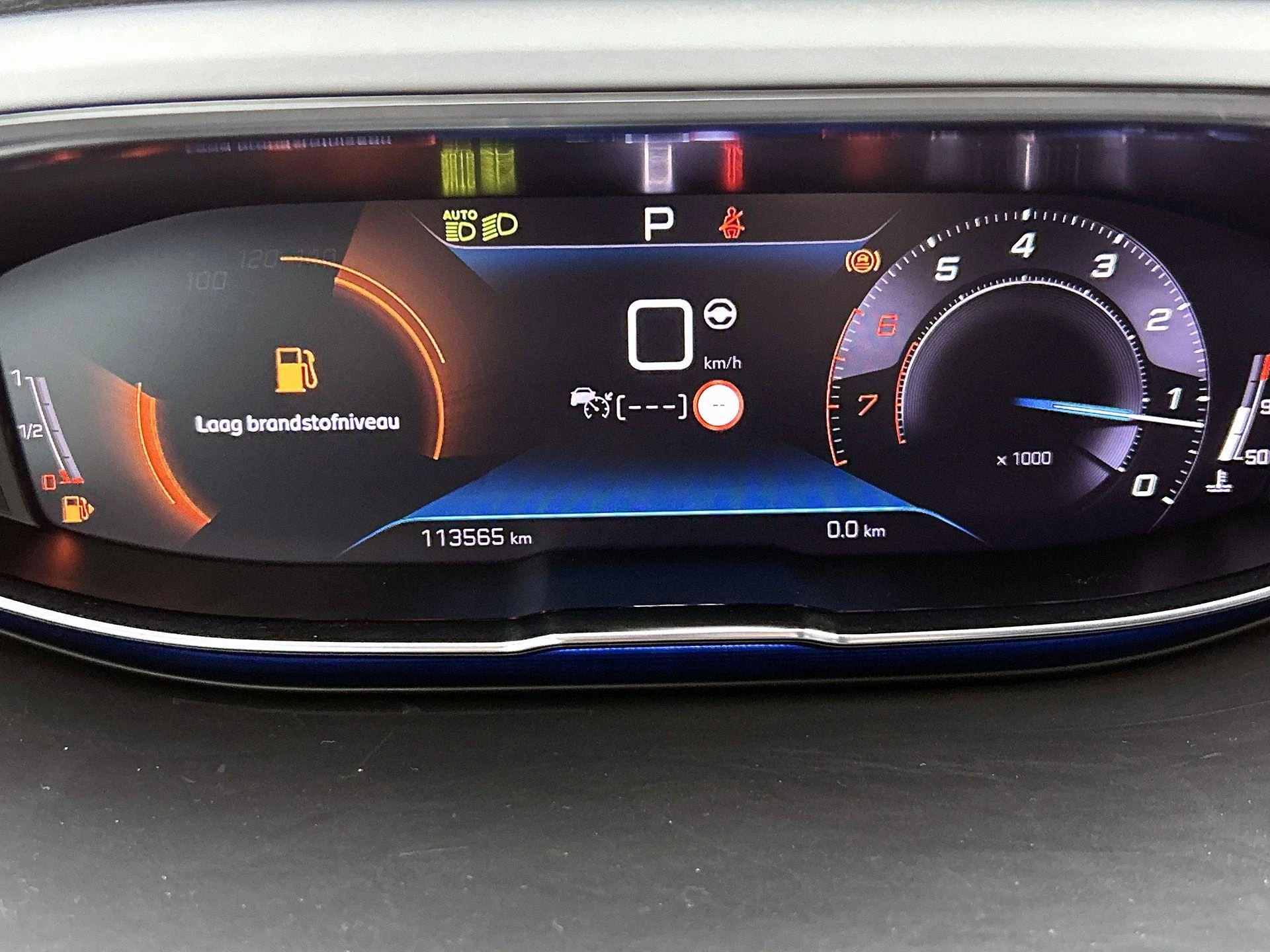 Peugeot-5008-image-18