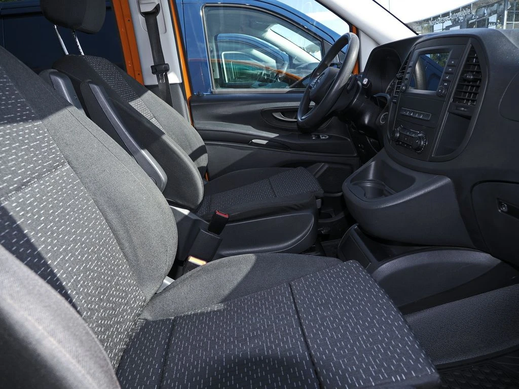 Mercedes-Benz-Vito 114-image-10