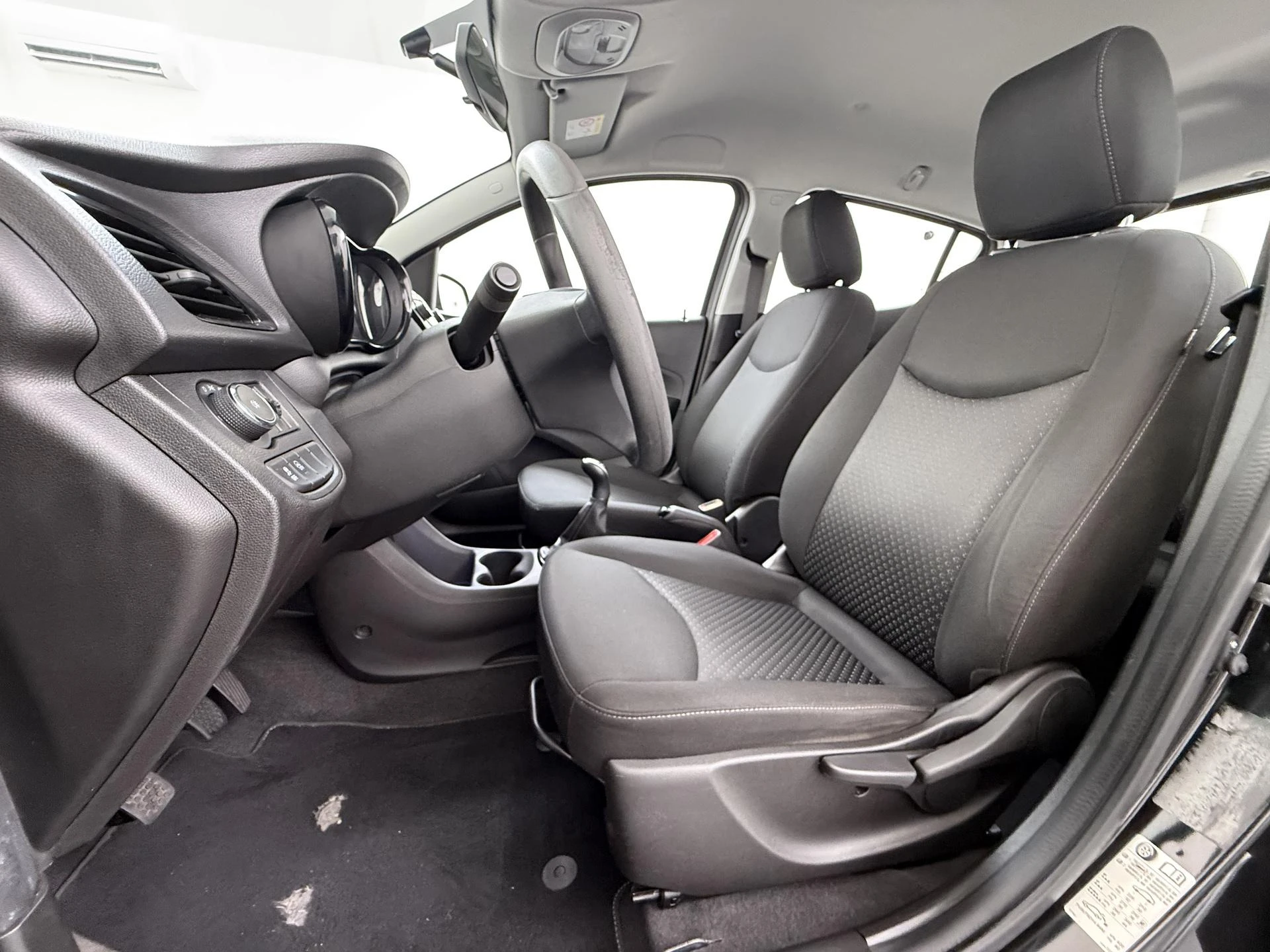 Opel-KARL-image-13