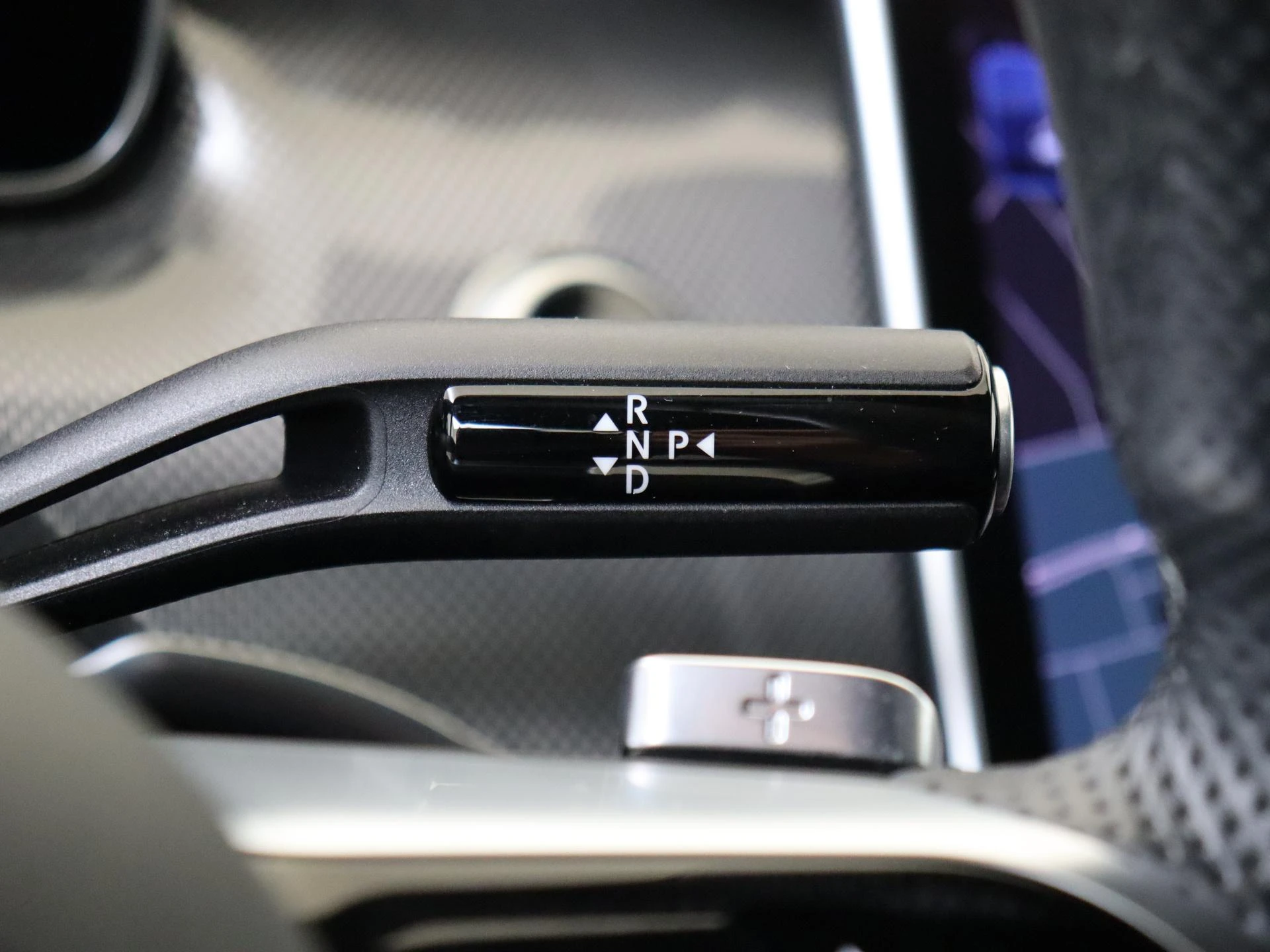 Mercedes-Benz-C-Klasse-image-13