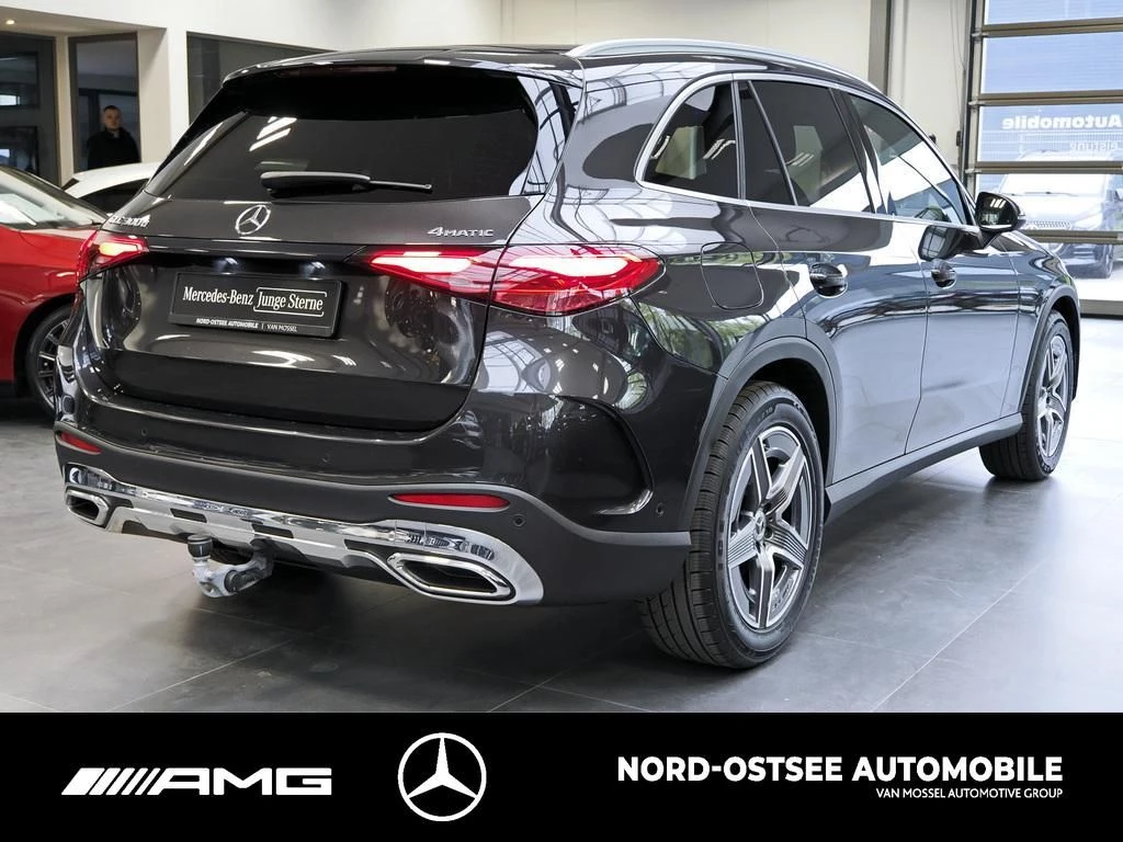 Mercedes-Benz GLC 300 d AMG 4M AHK DISTRONIC MBUX KEYLESS-GO AMG LineX254 GLC 300 d AMG 4M AHK DISTRONIC MBUX KEYLESS-GO AMG Line