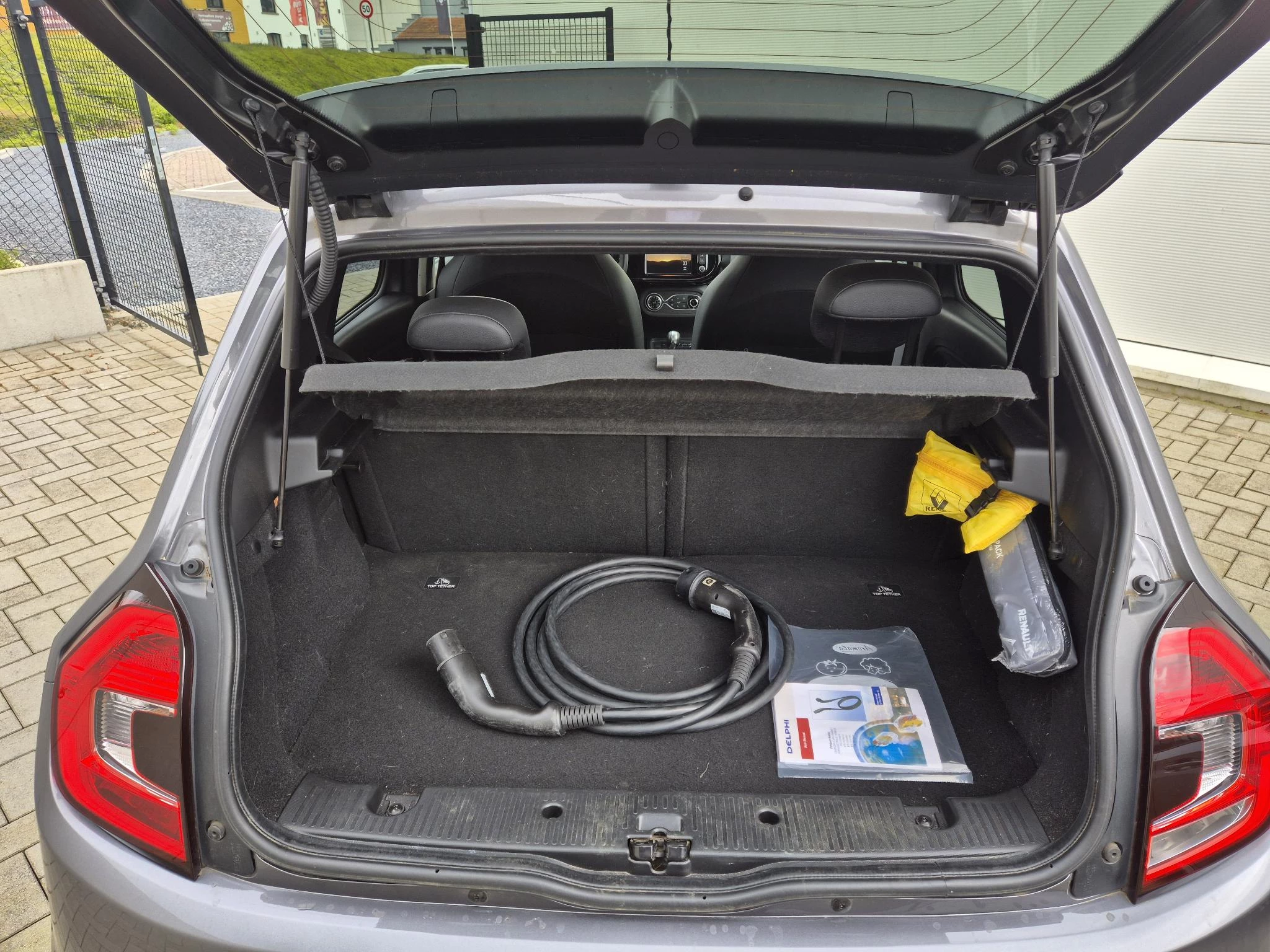 Renault-Twingo-image-9