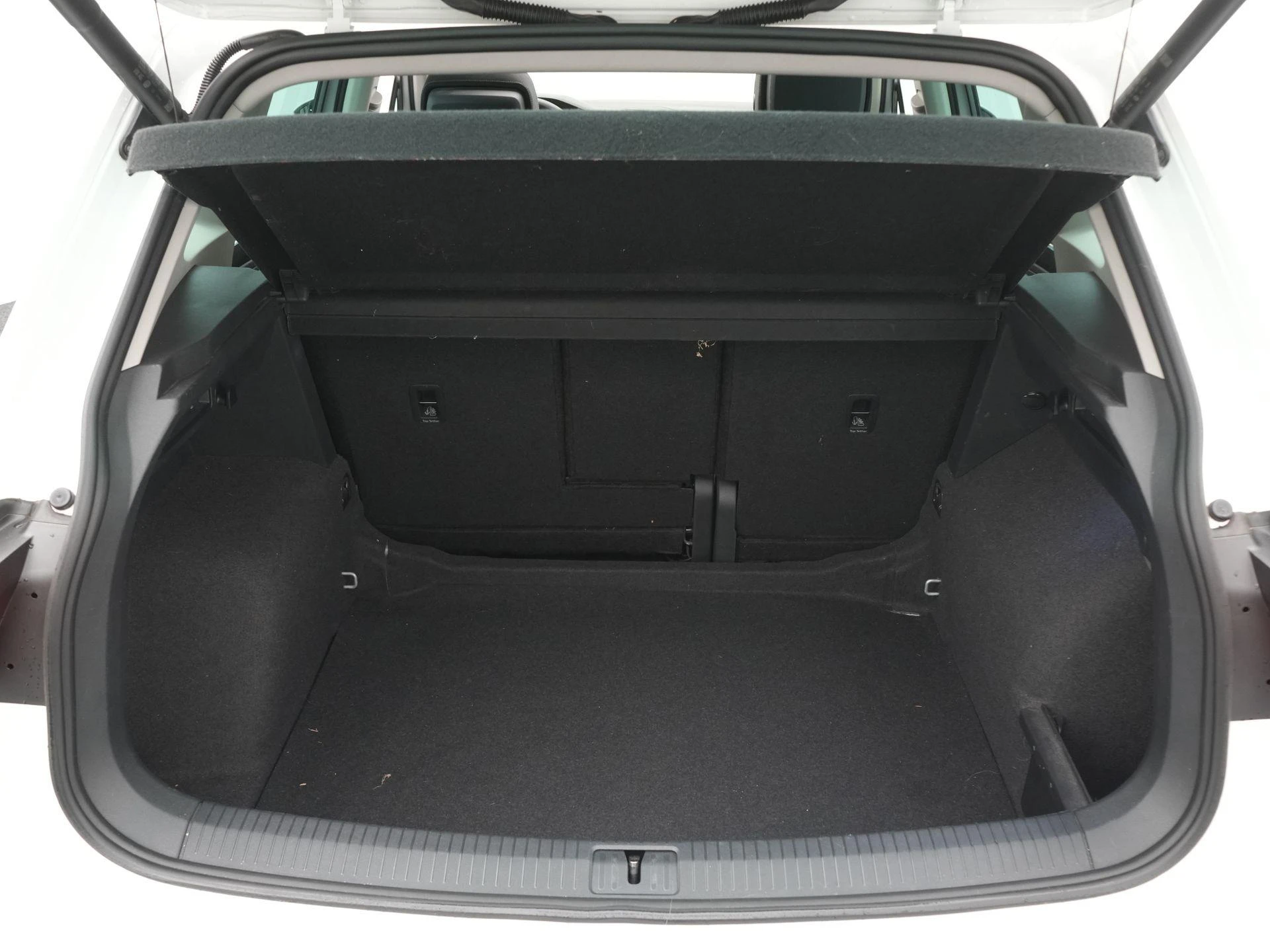 Volkswagen-Tiguan-image-37