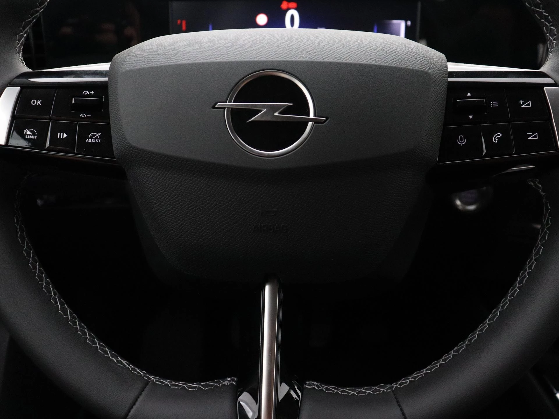 Opel-Astra-image-18