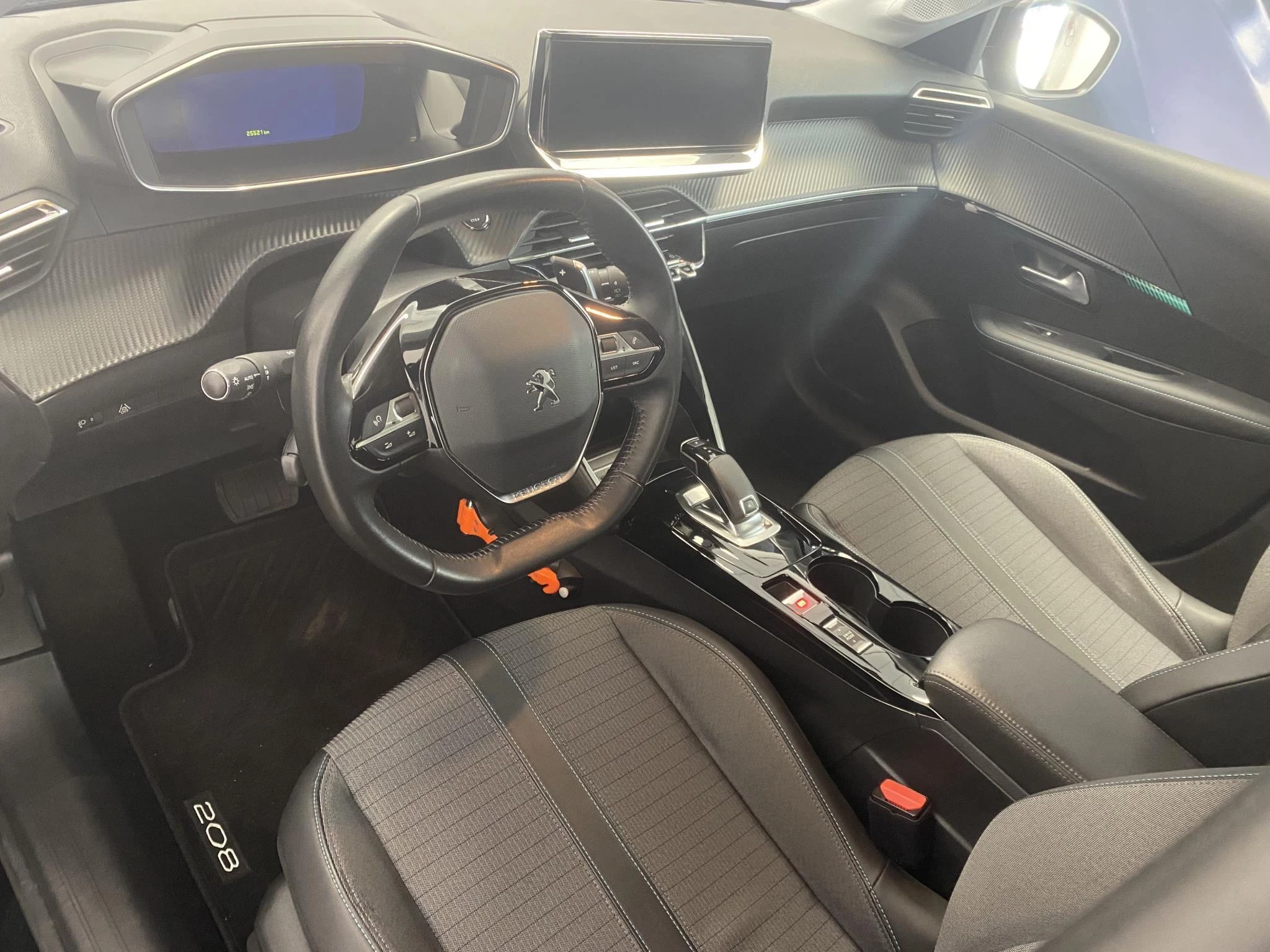 Peugeot-208-image-5