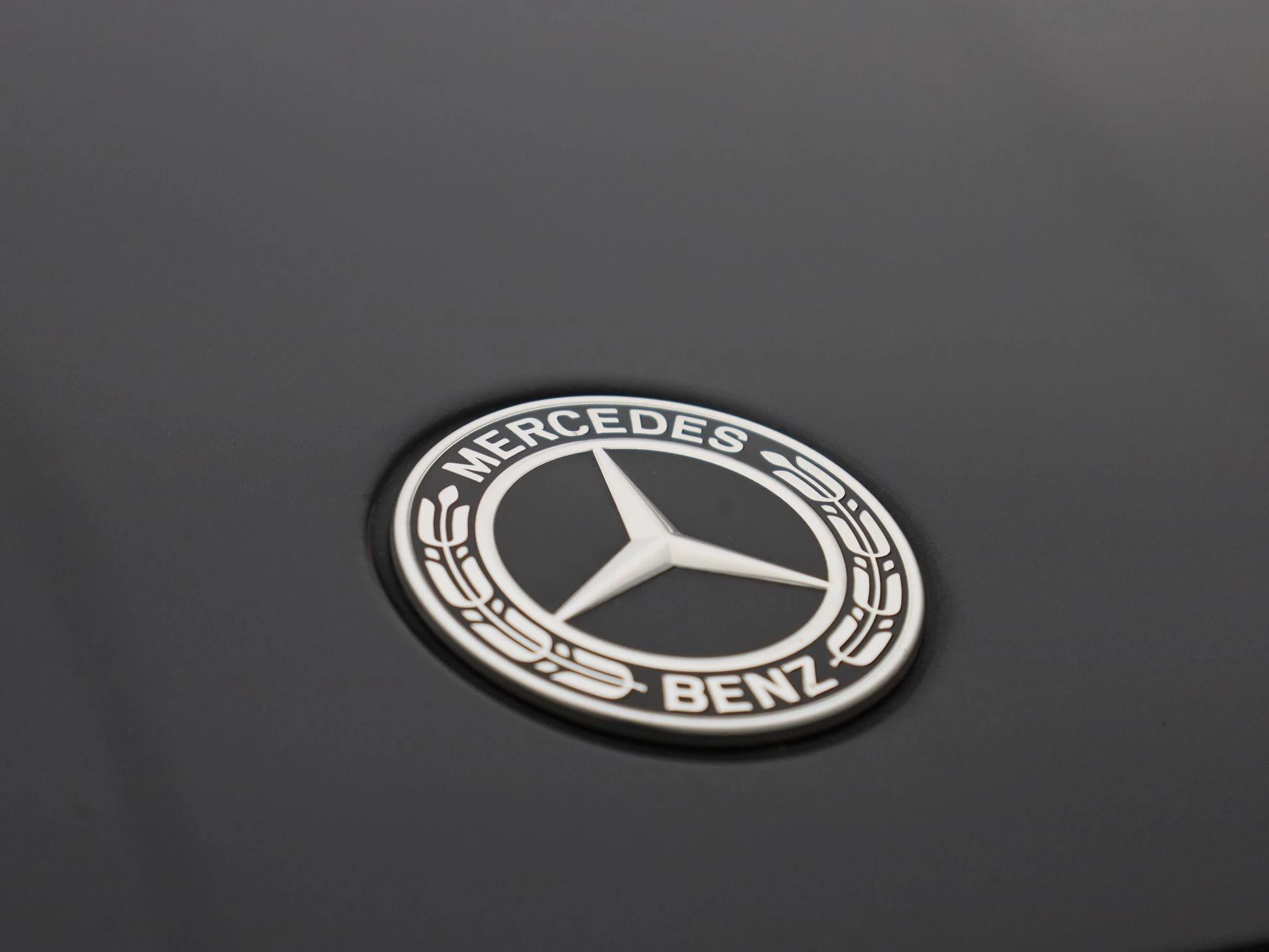 Mercedes-Benz-GLA-image-43
