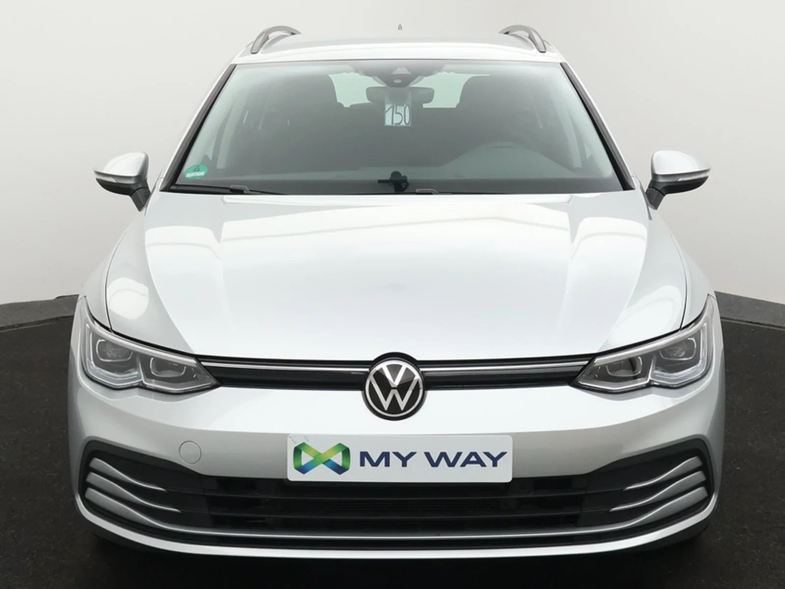 Volkswagen-Golf-image-3