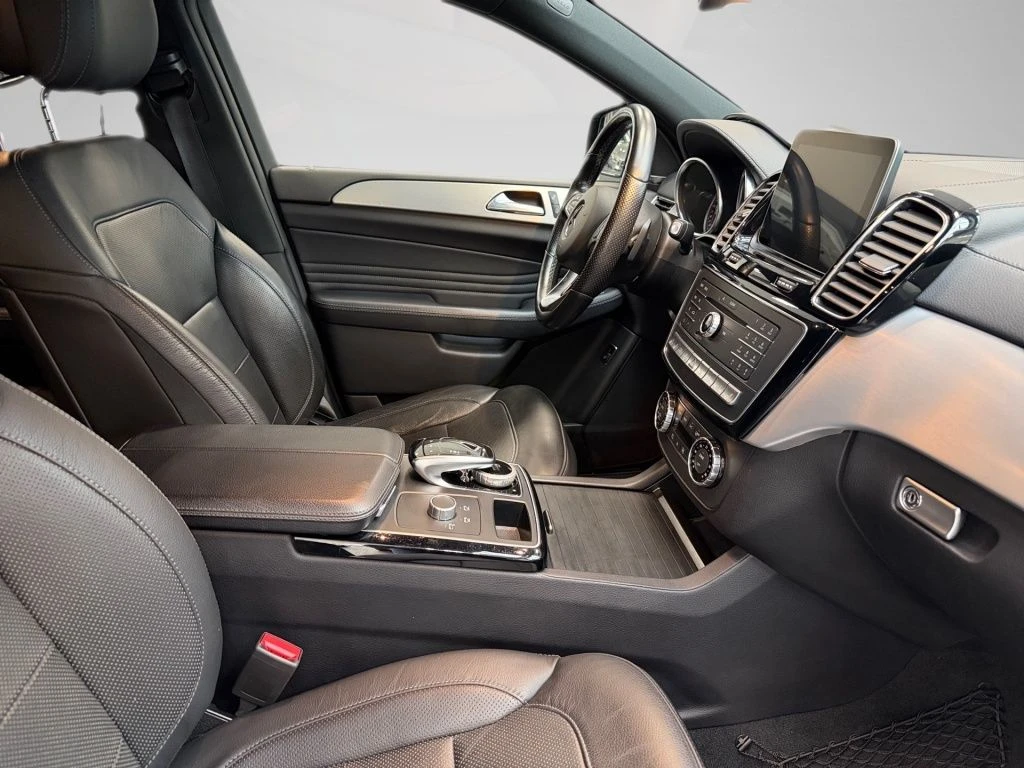 Mercedes-Benz-GLE 350 d-image-14