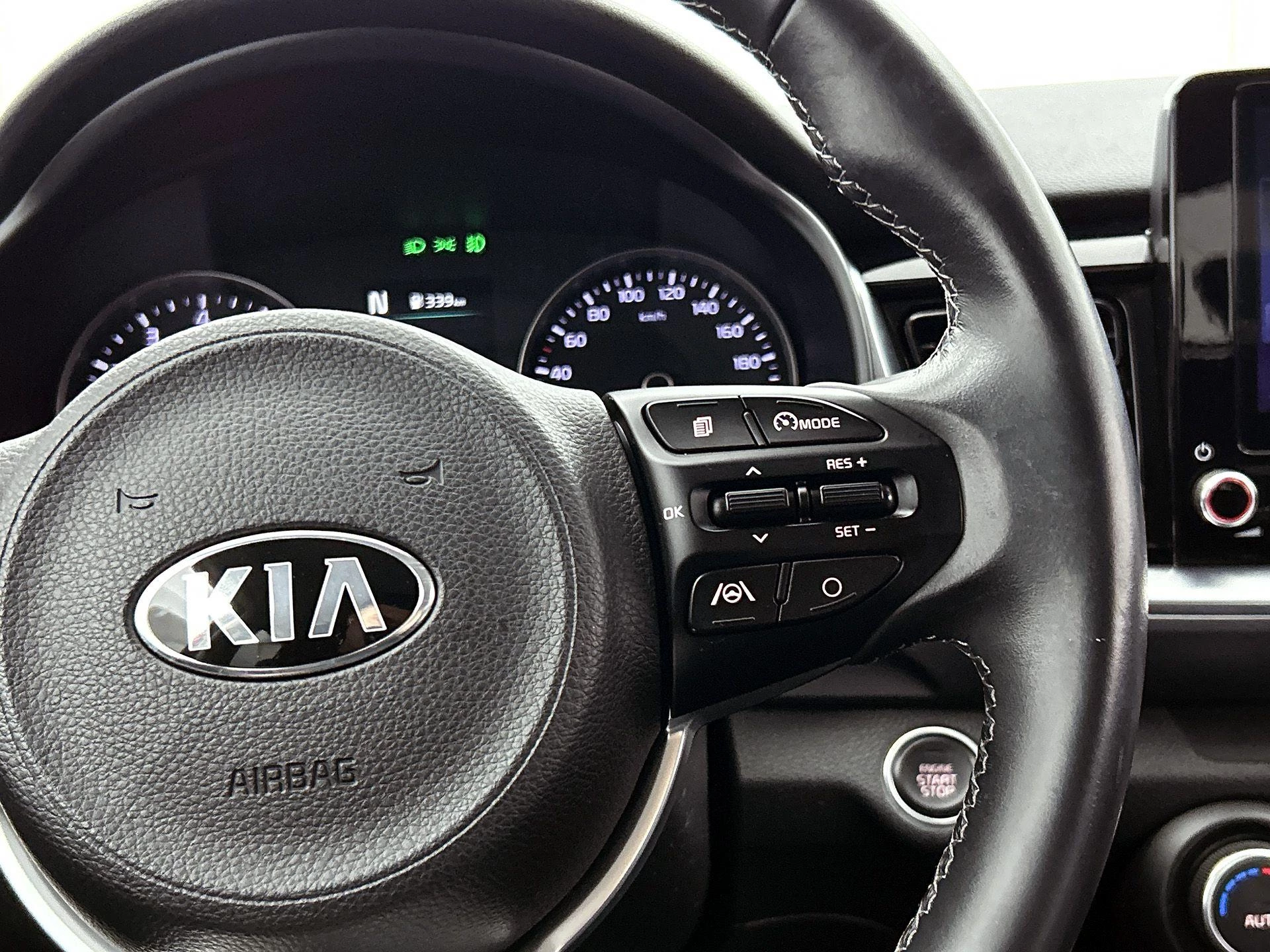 Kia-Stonic-image-7