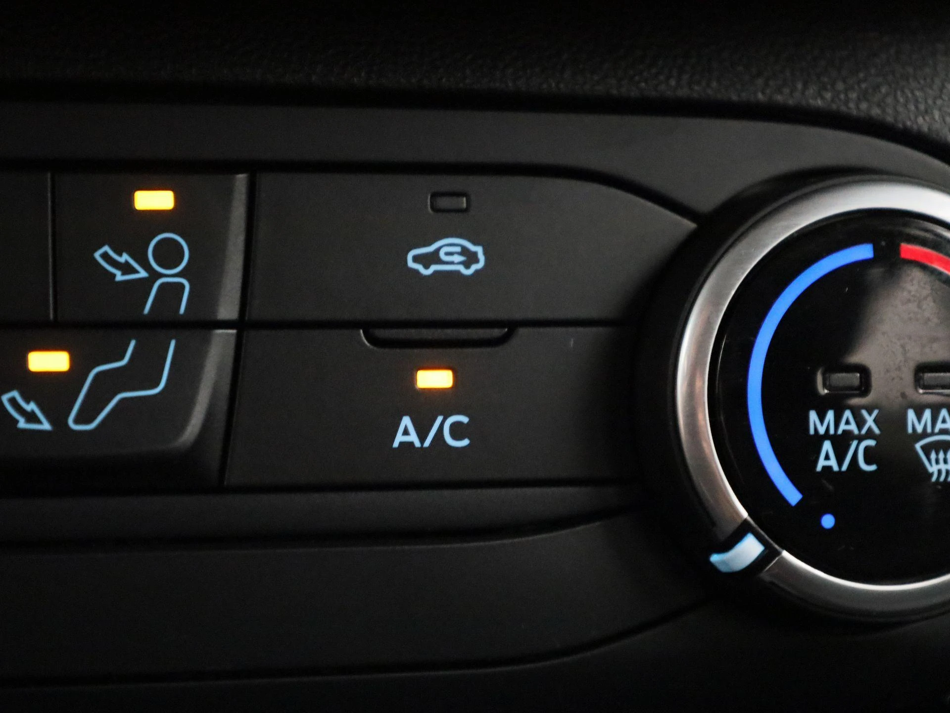 Ford Fiesta 1.0i EcoBoost MHEV 92kW Connected