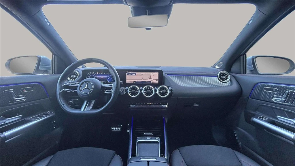 Mercedes-Benz-EQA-image-14