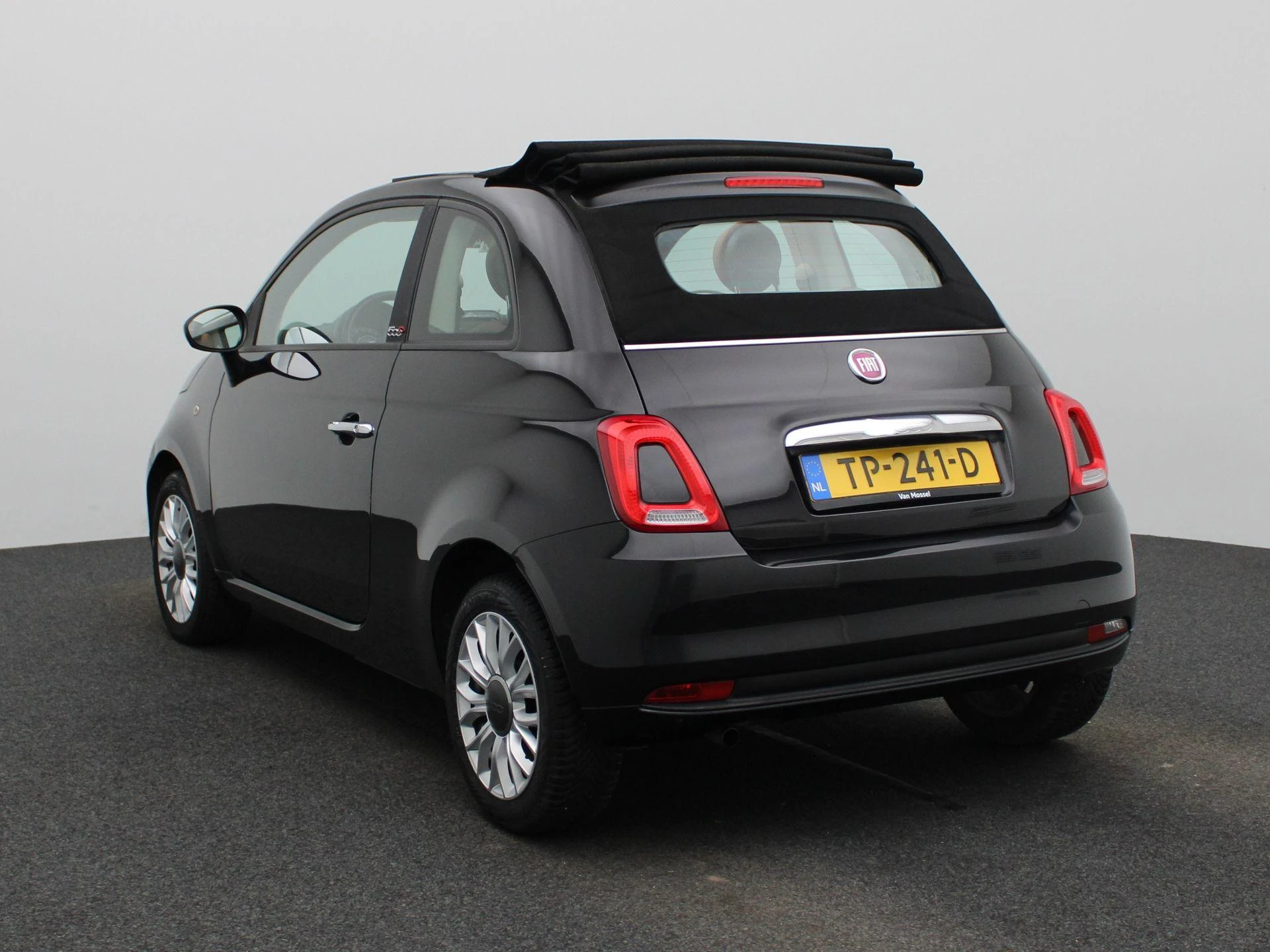 Fiat-500C-image-1