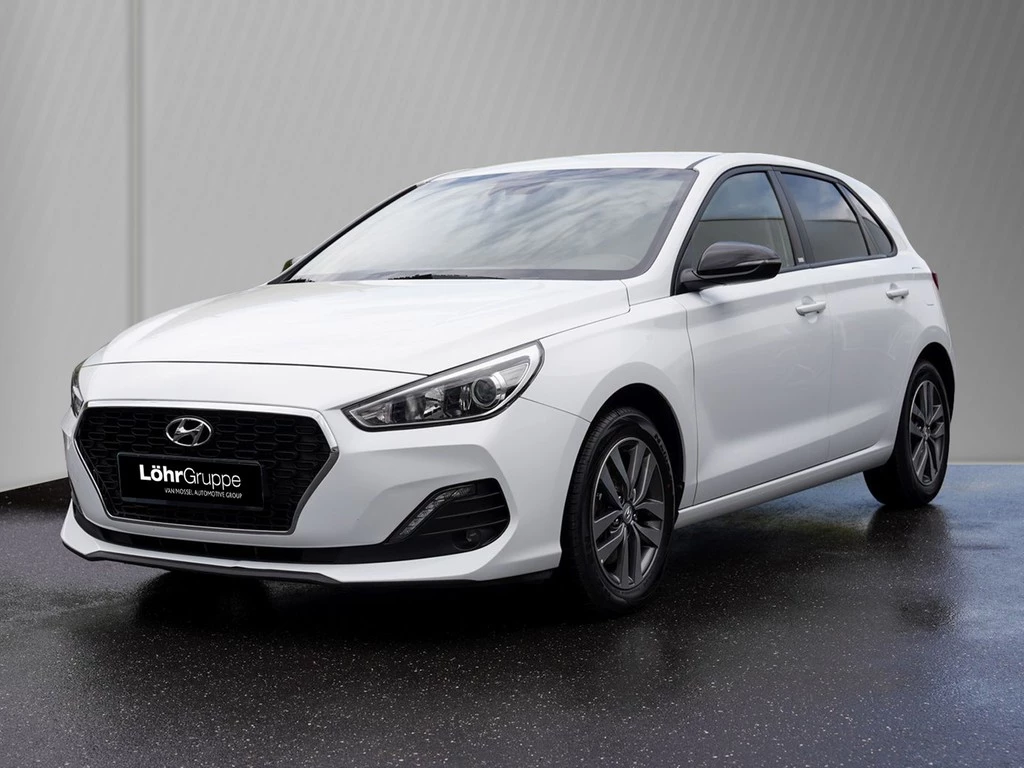 Hyundai i30 1.4 YES! Navi PDC Kamera Tempomat