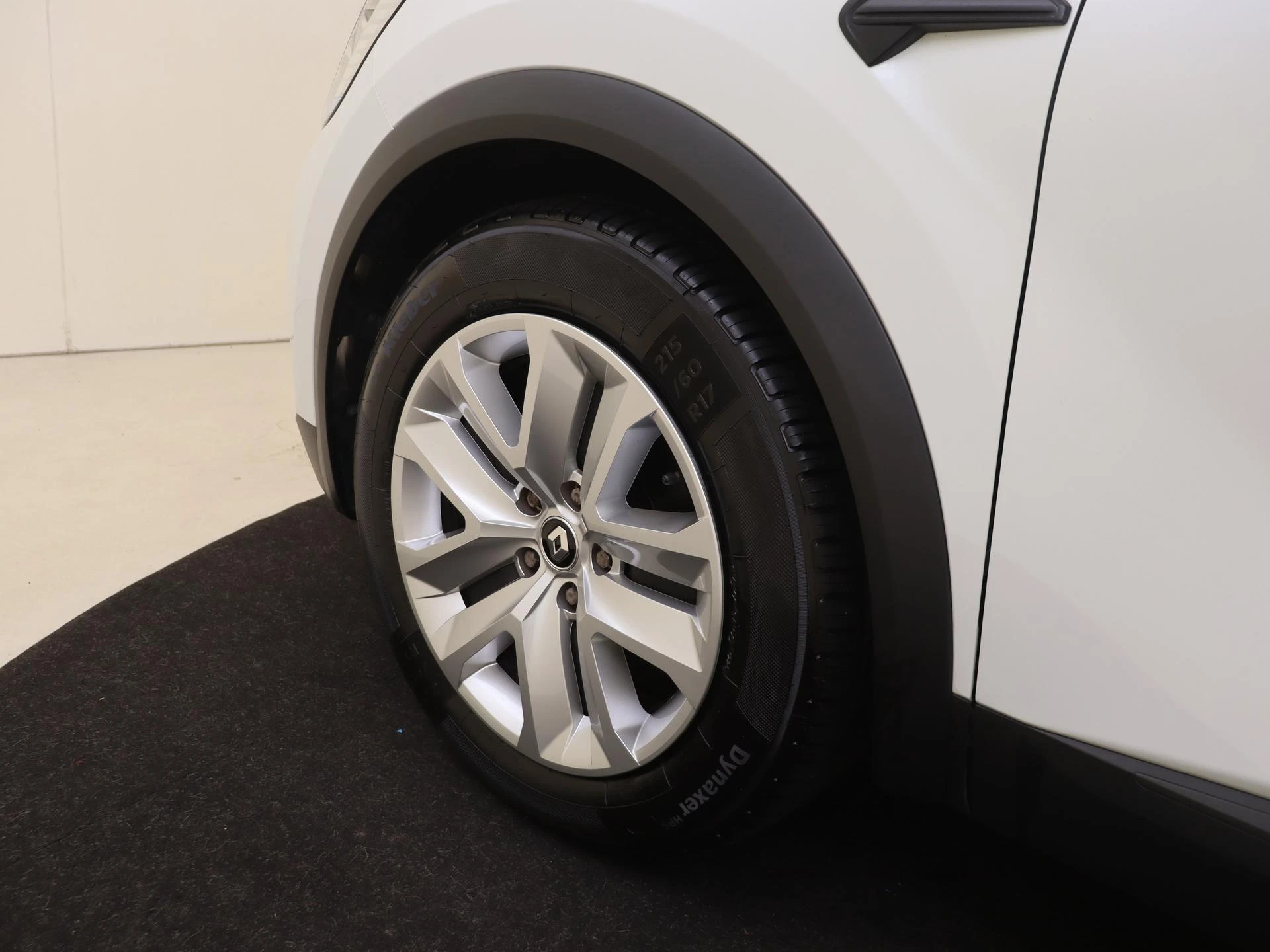 Renault-Captur-image-27