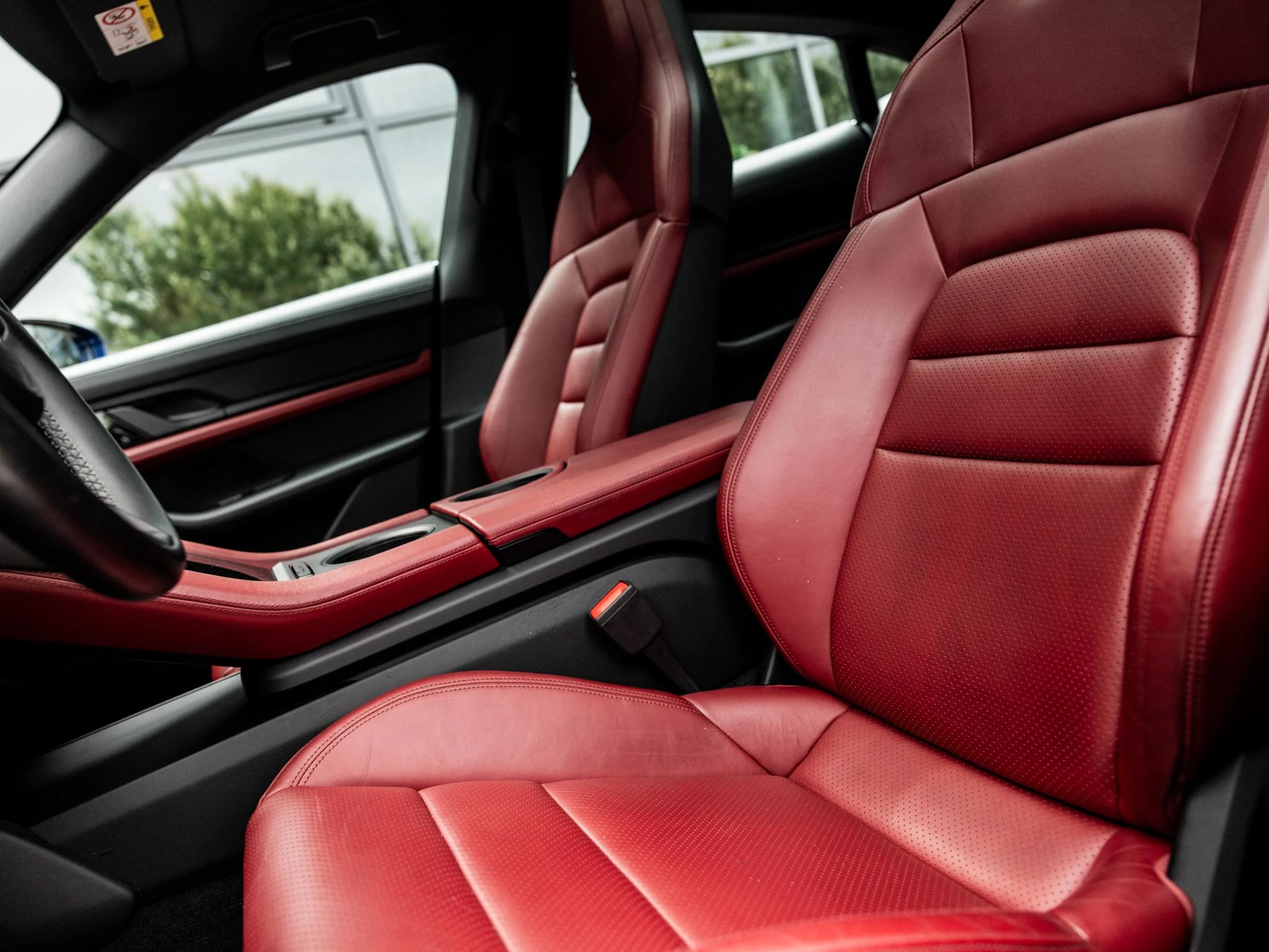 Porsche-Taycan-image-20