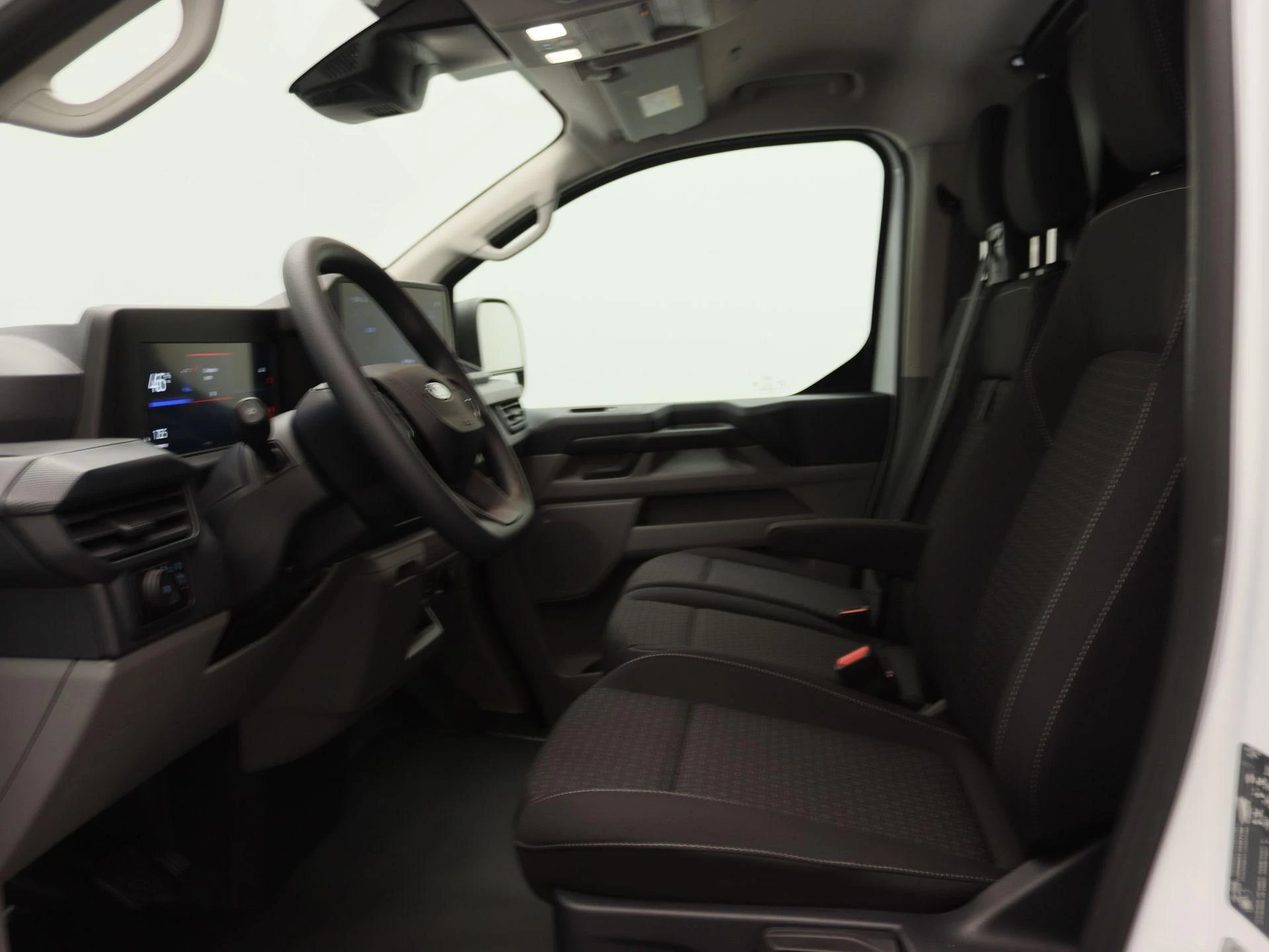 Ford-E-Transit Custom-image-9
