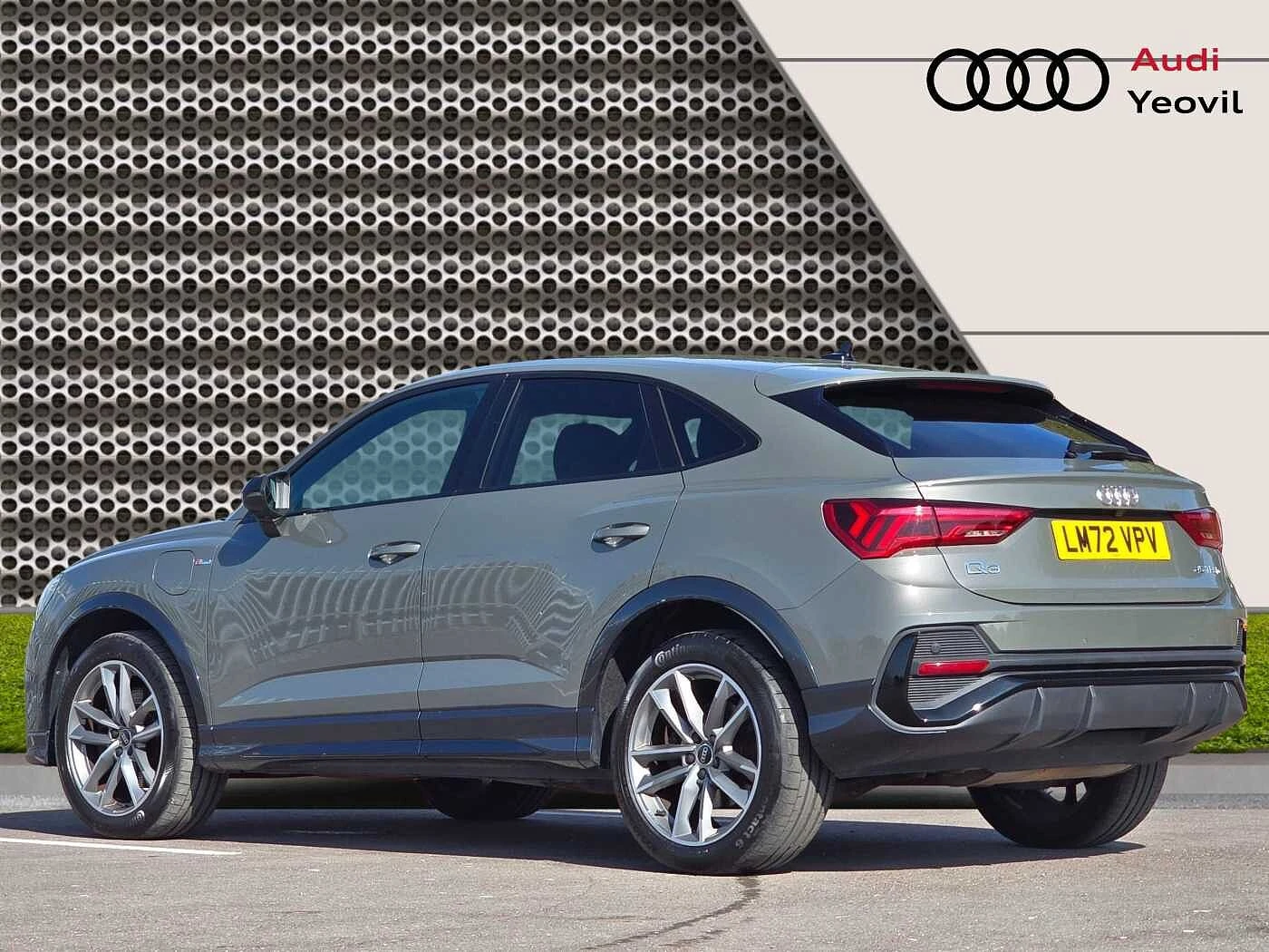 Audi-Q3-image-49