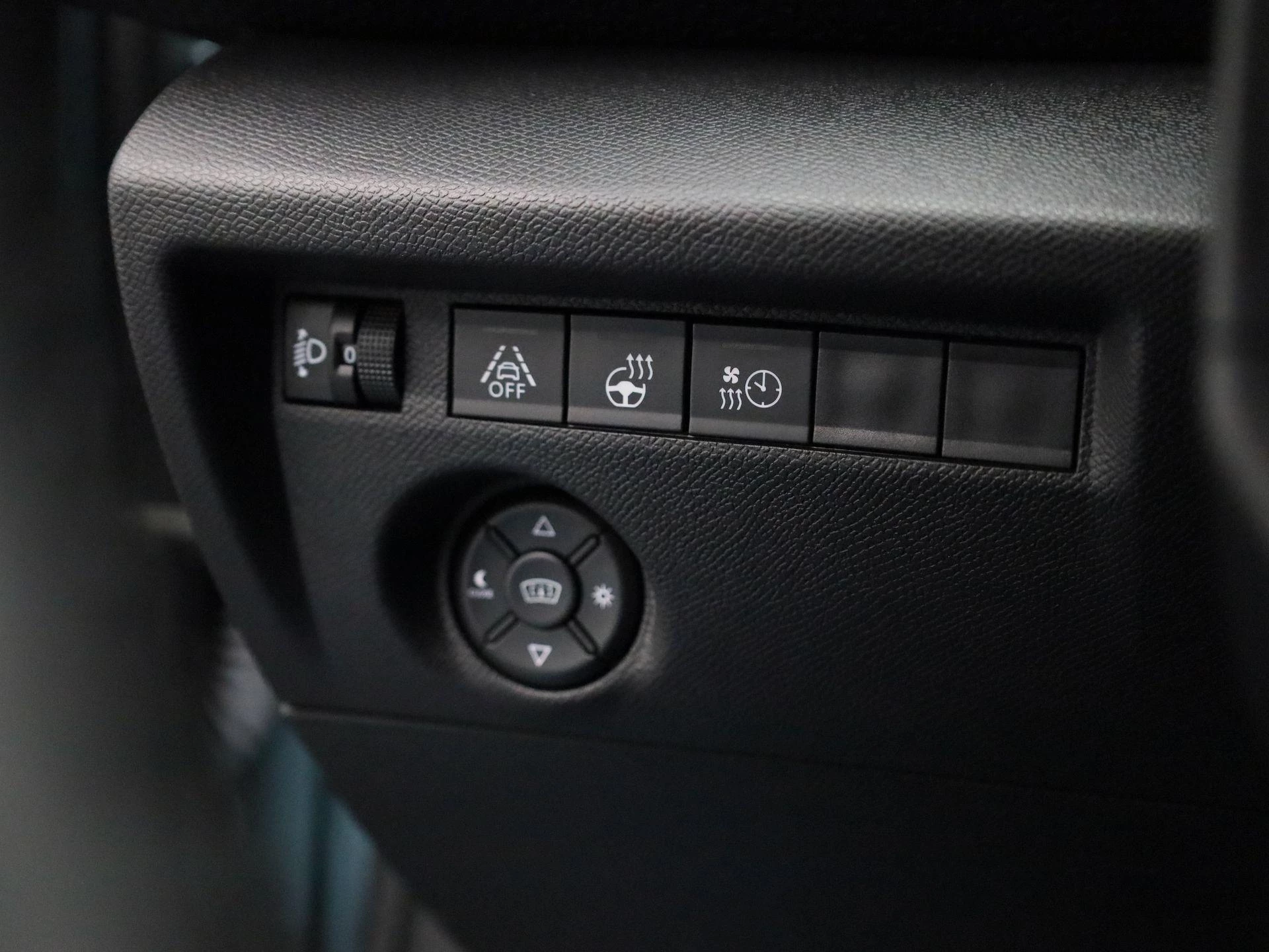 Citroën-ë-C4-image-25