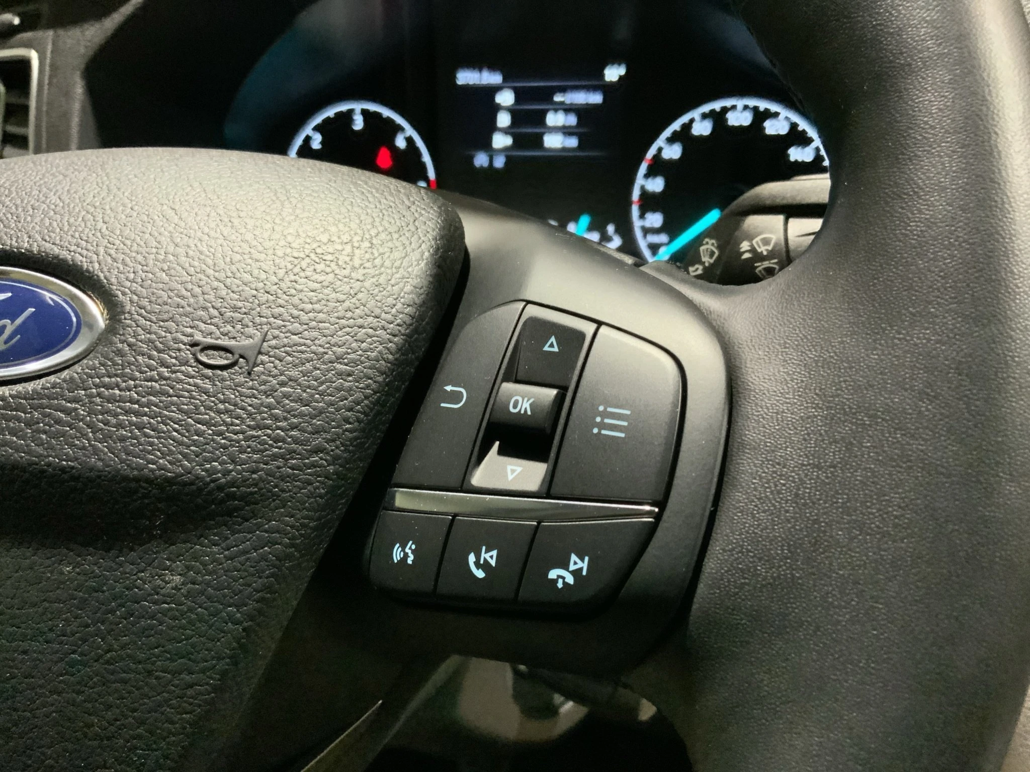Ford-Transit-image-16