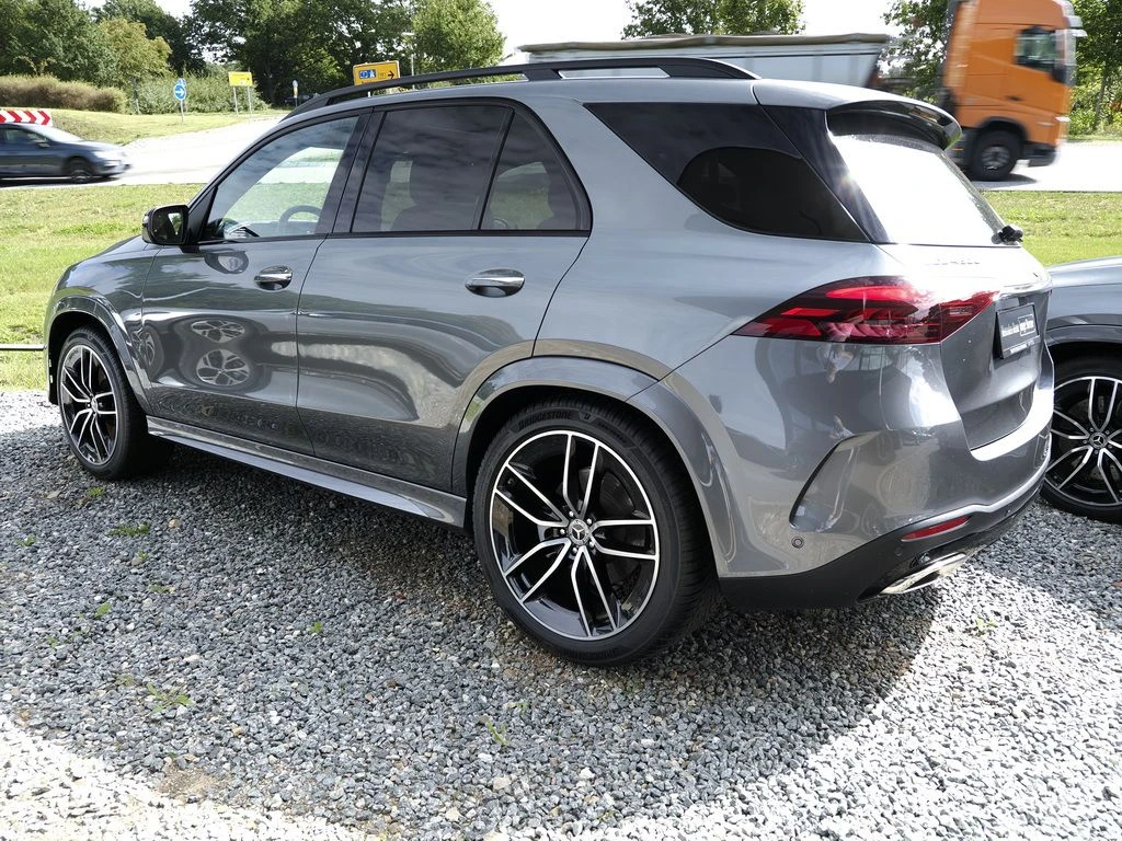 Mercedes-Benz-GLE 450 d-image-4